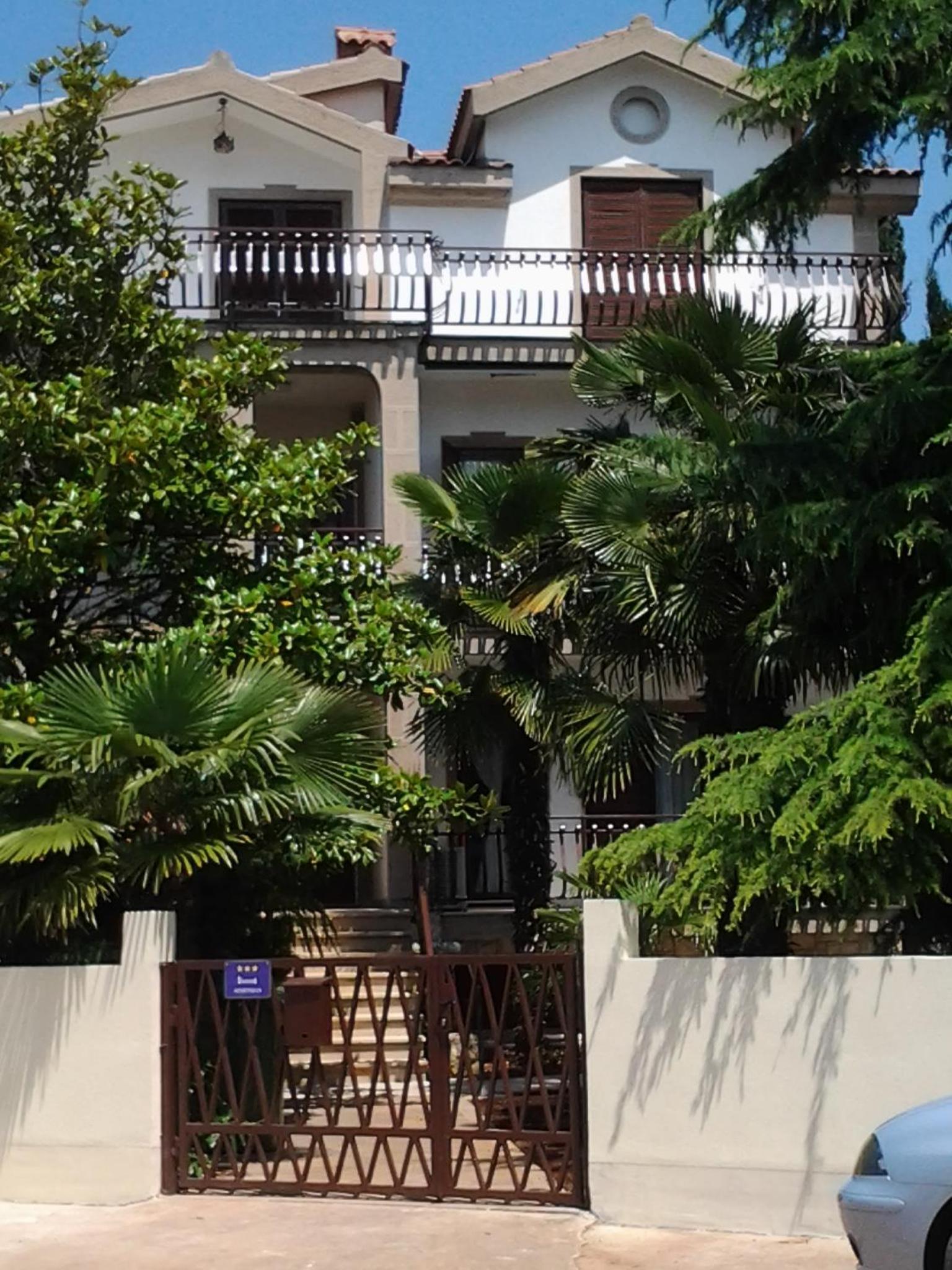 Apartments Lidija