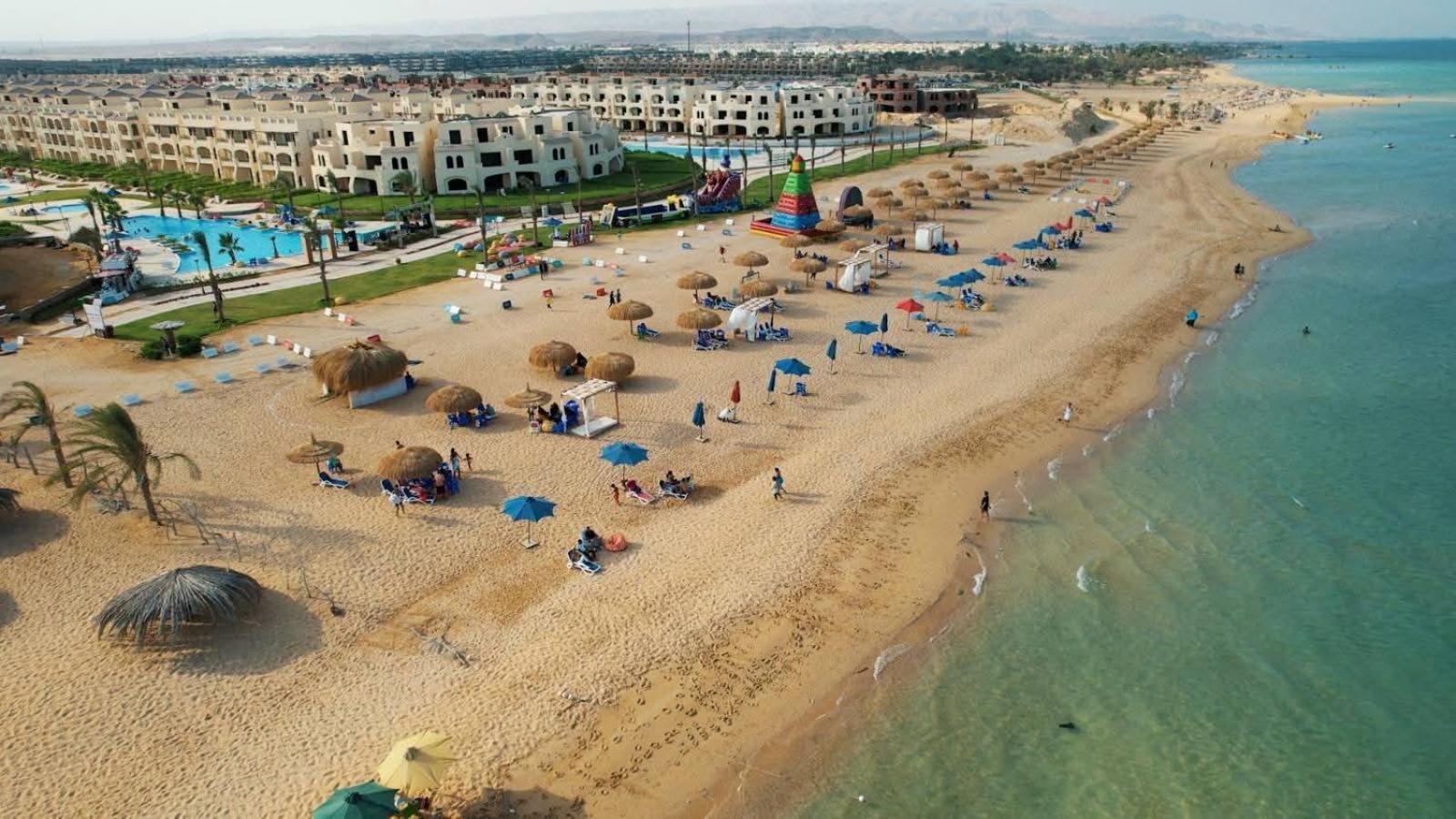 شاليه بقرية لاسيرينا بالم بيتش - العين السخنة