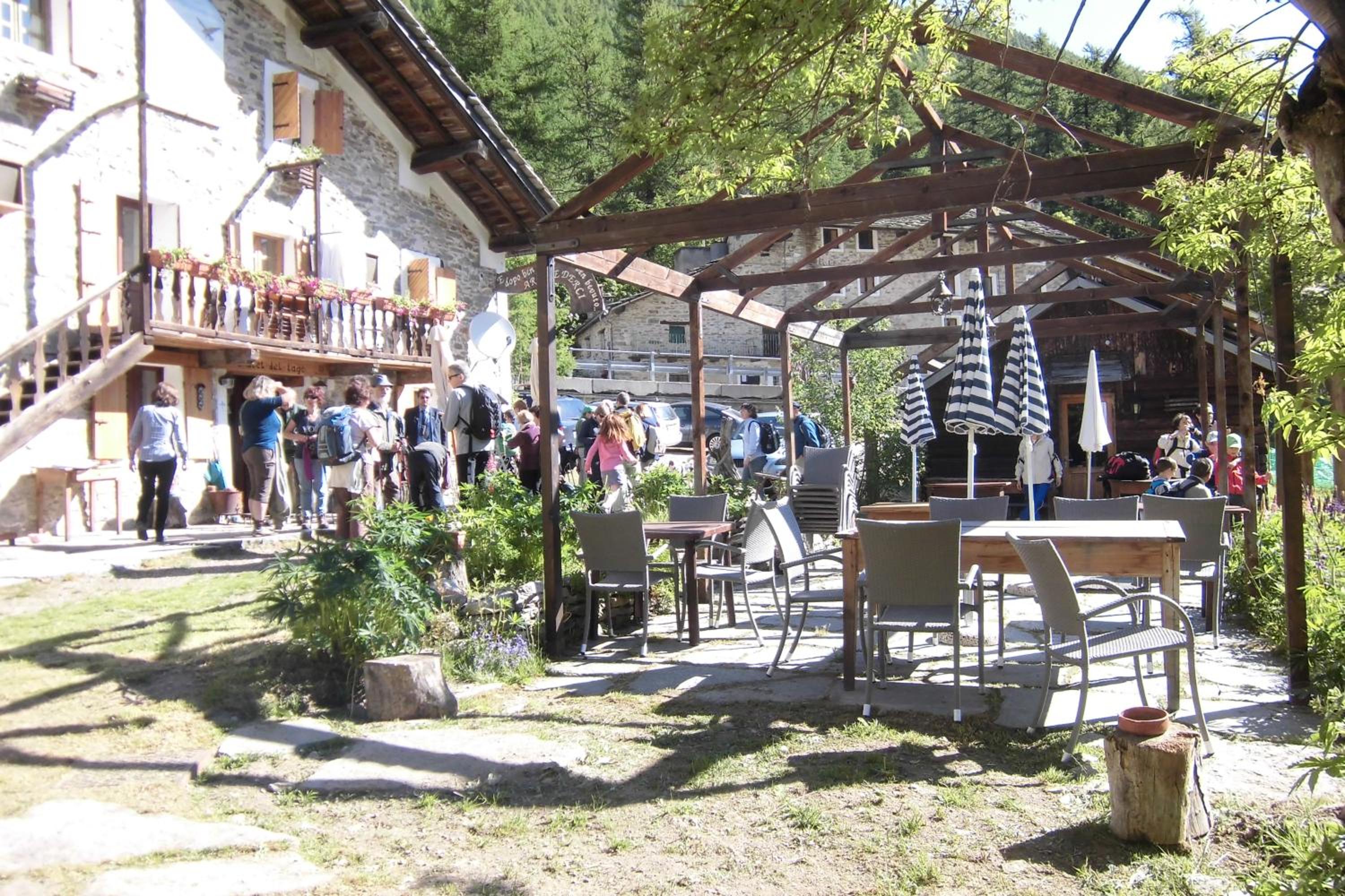 outdoor BBQ area