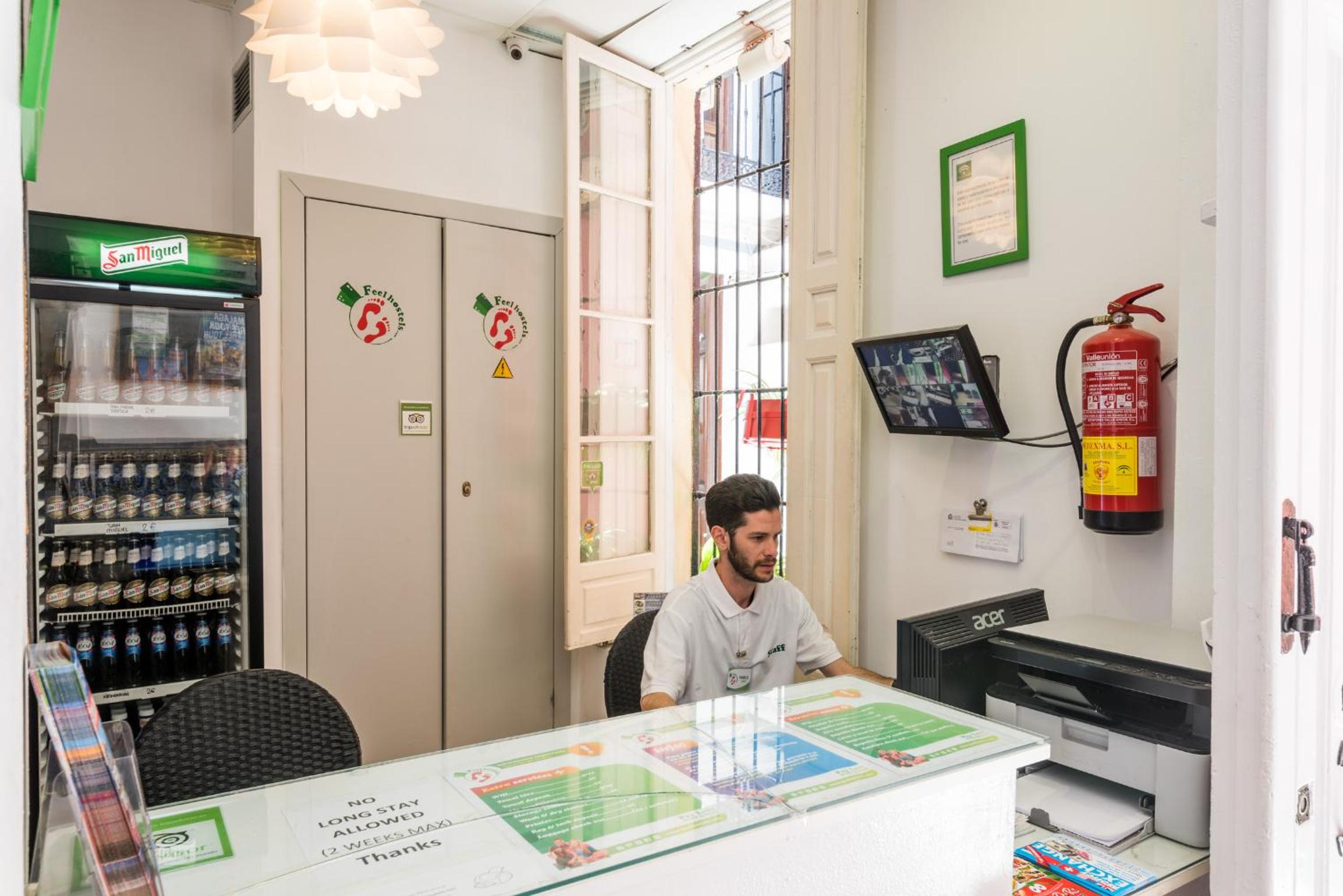 Feel Hostels City Center
