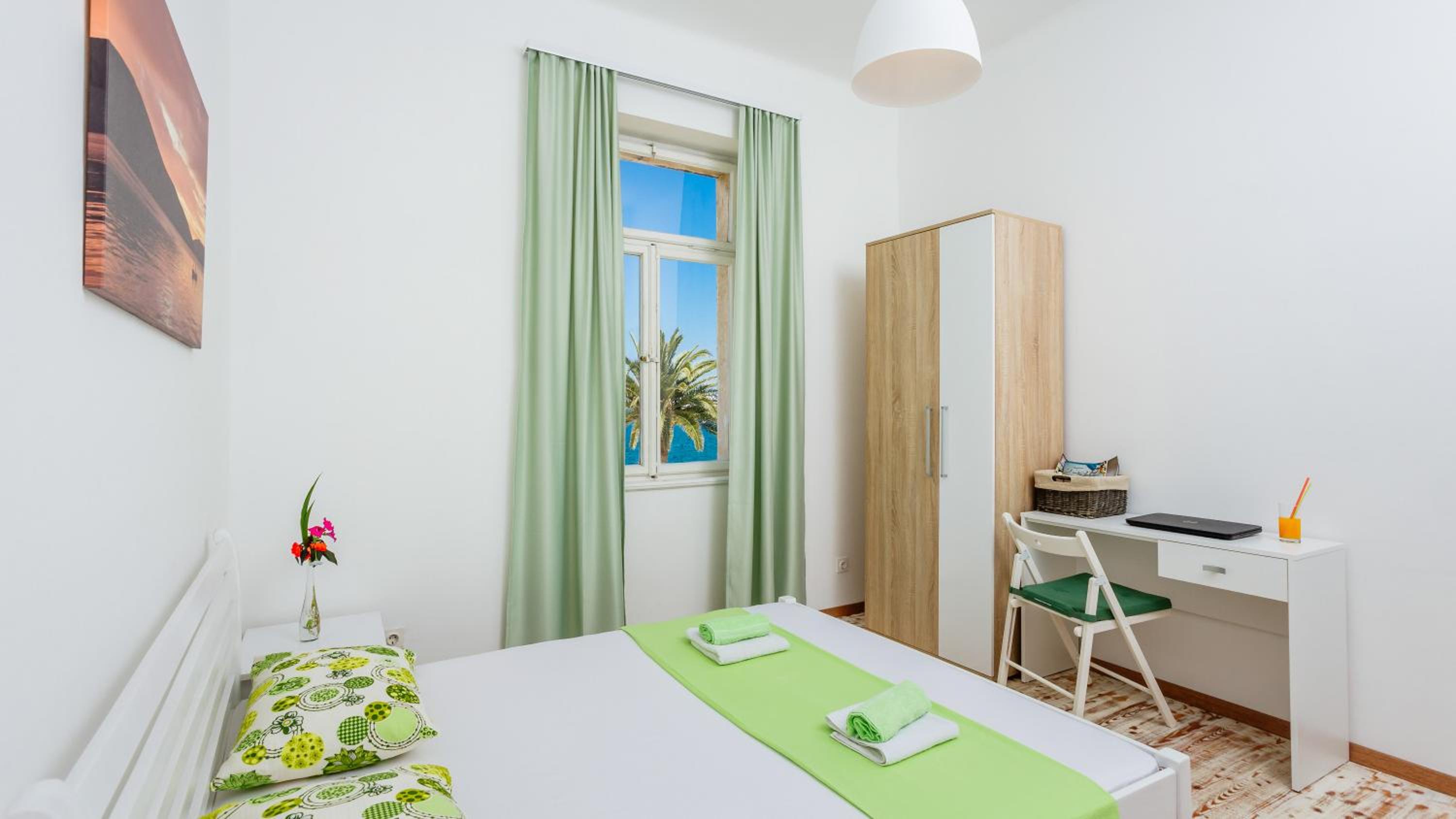 Riva Guesthouse