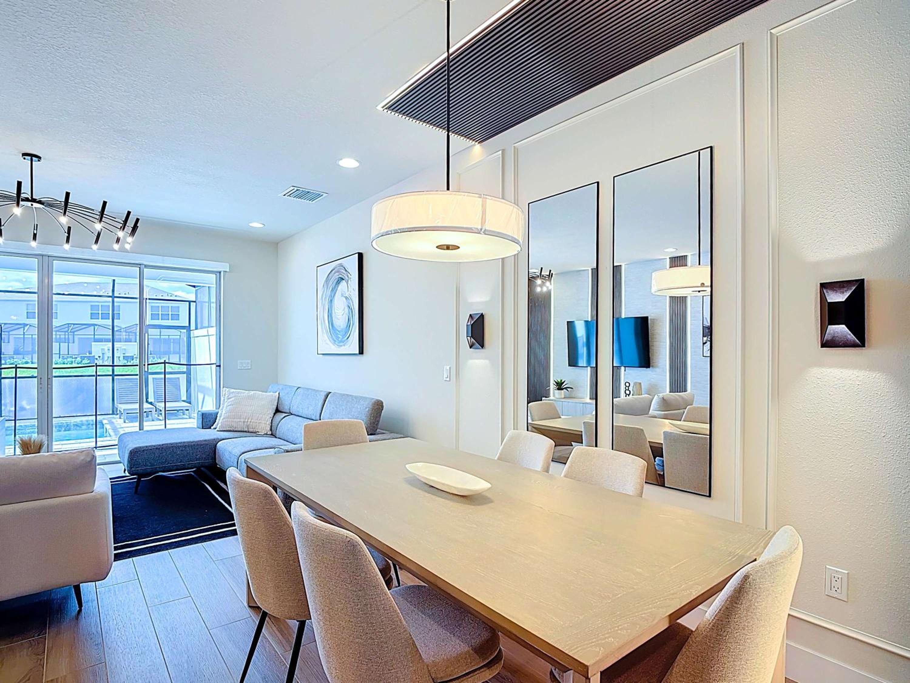 Spacious 3BR with Clubhouses and Splash Fun