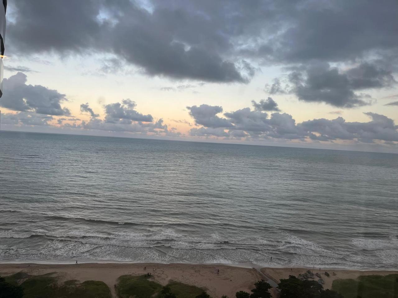 Beira Mar - Flat Beach Class Internacional - Boa Viagem 20º andar