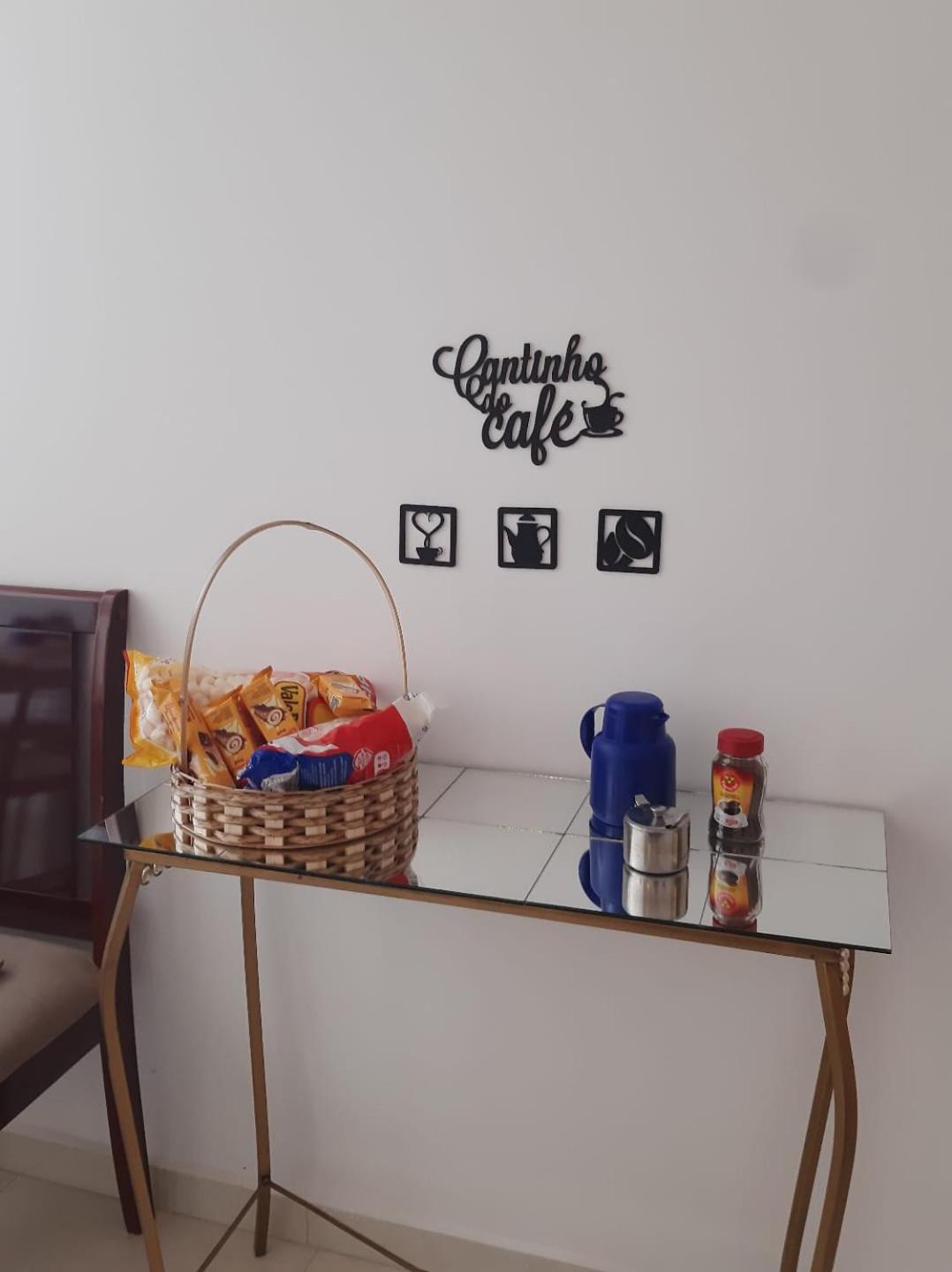 Jeito Mineiro, privacidade para família e grupos -2 quartos- melhor custo-benefício, garagem, sala com cozinha integrada, aconchegante, ambiente moderno e 