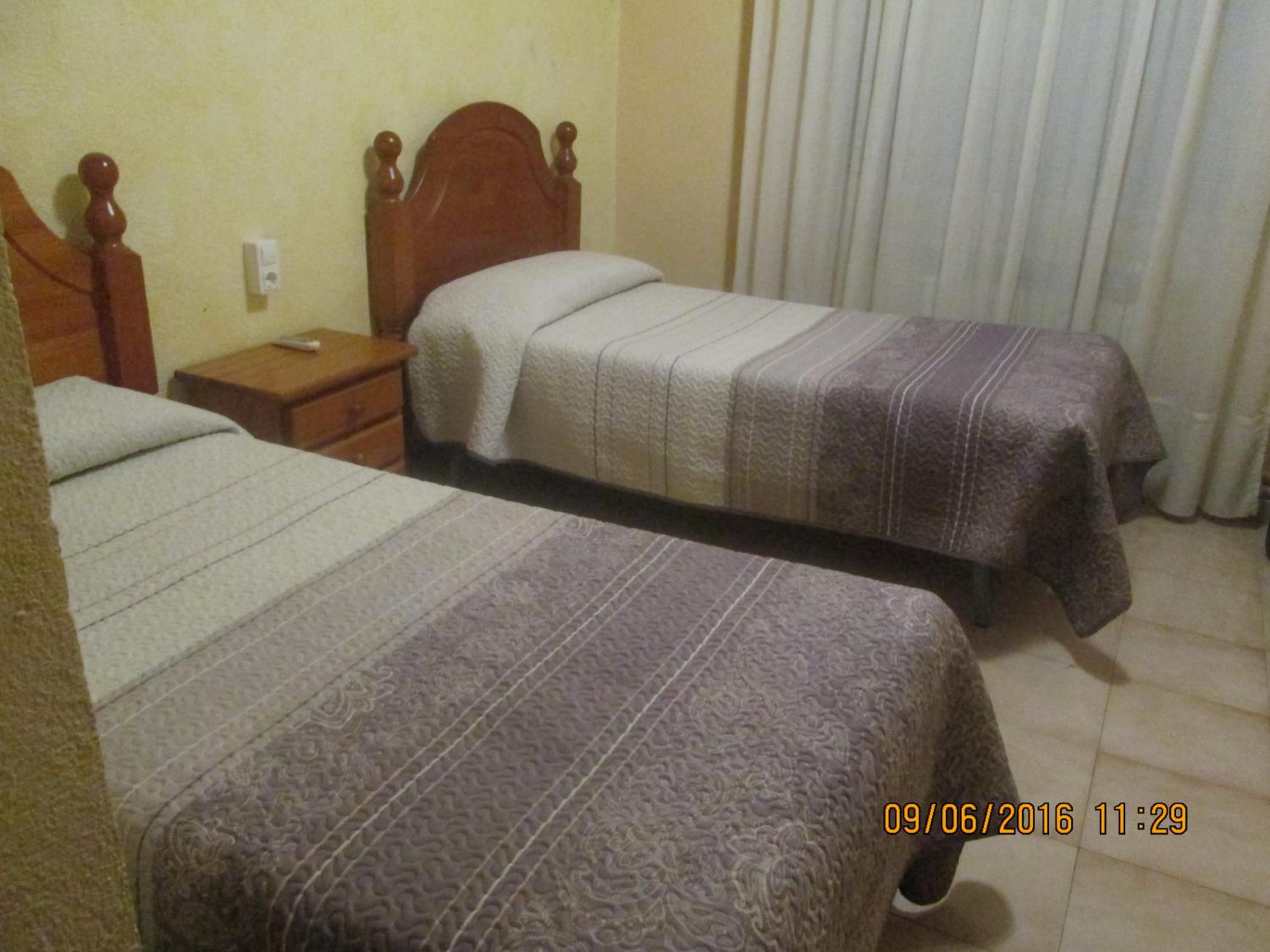 Hostal Avi Pep