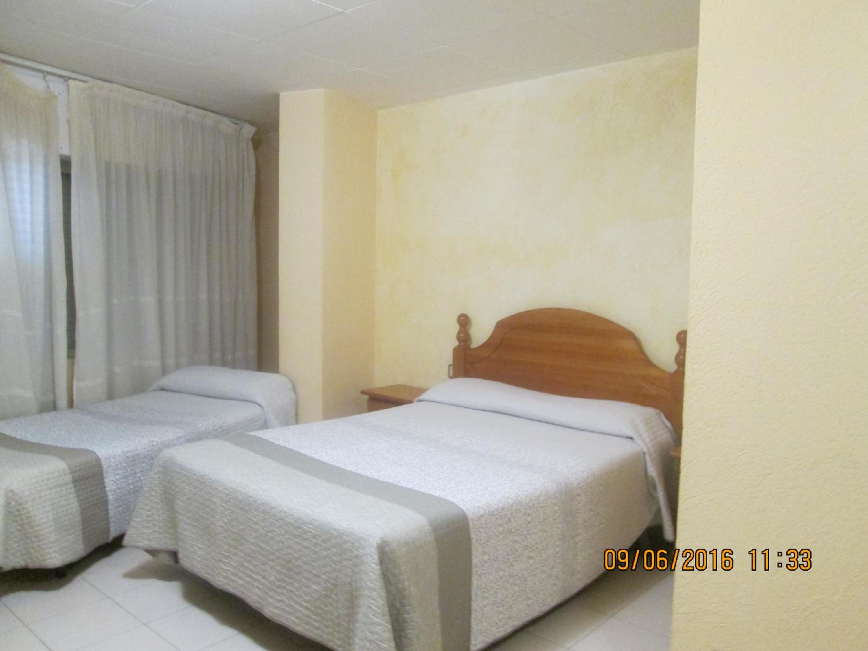 Hostal Avi Pep