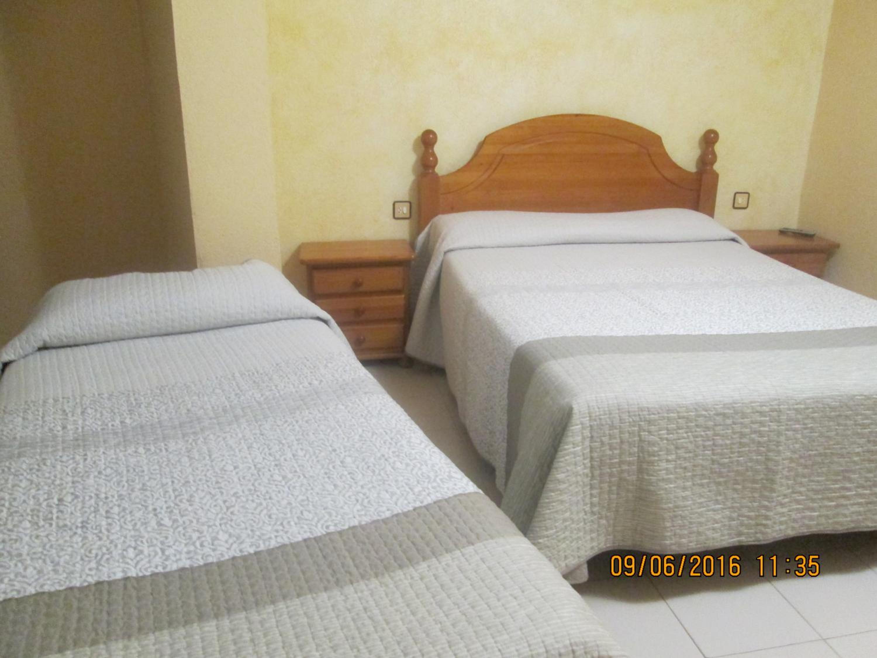 Hostal Avi Pep