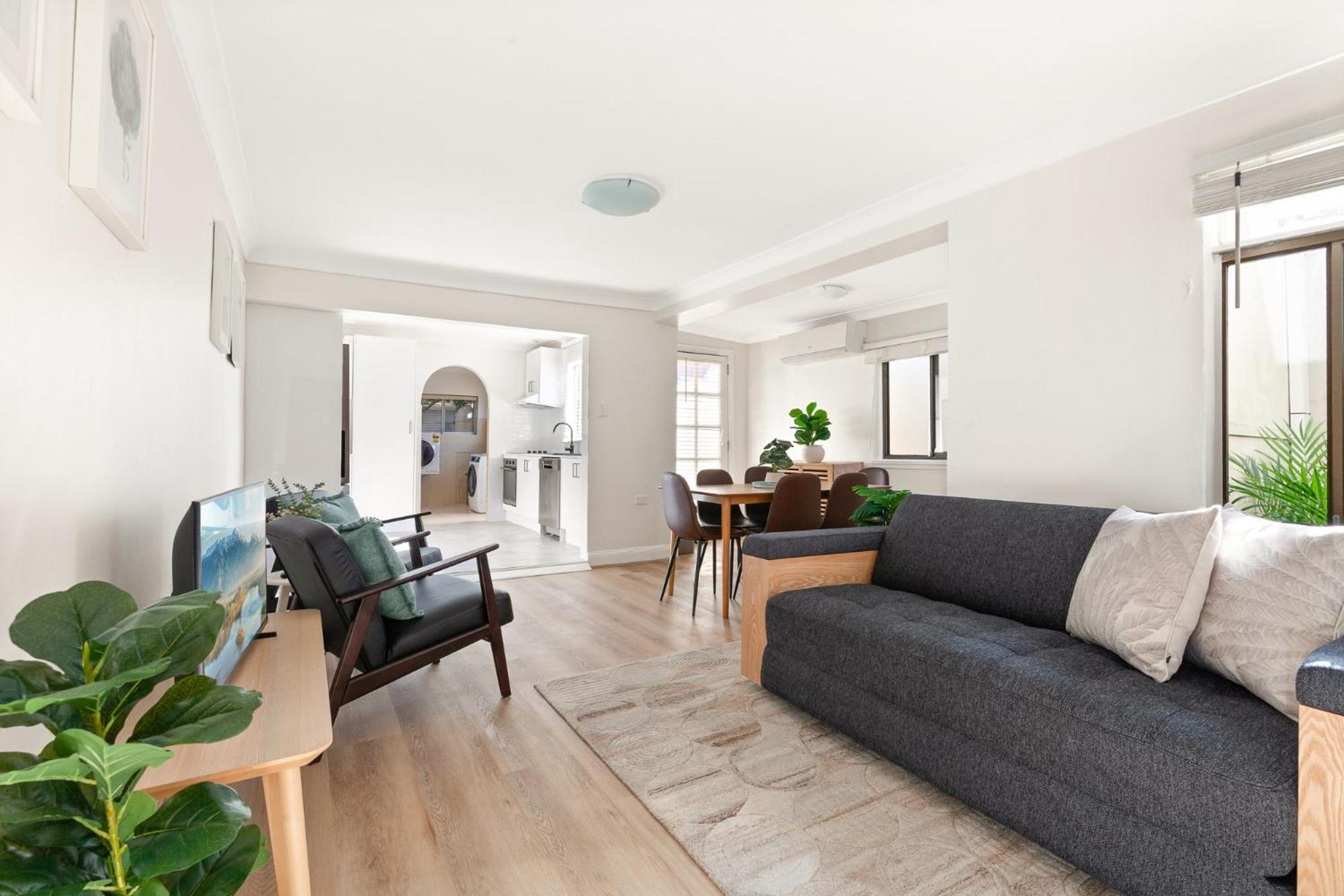Stylish 2-Bed House in Leichhardt
