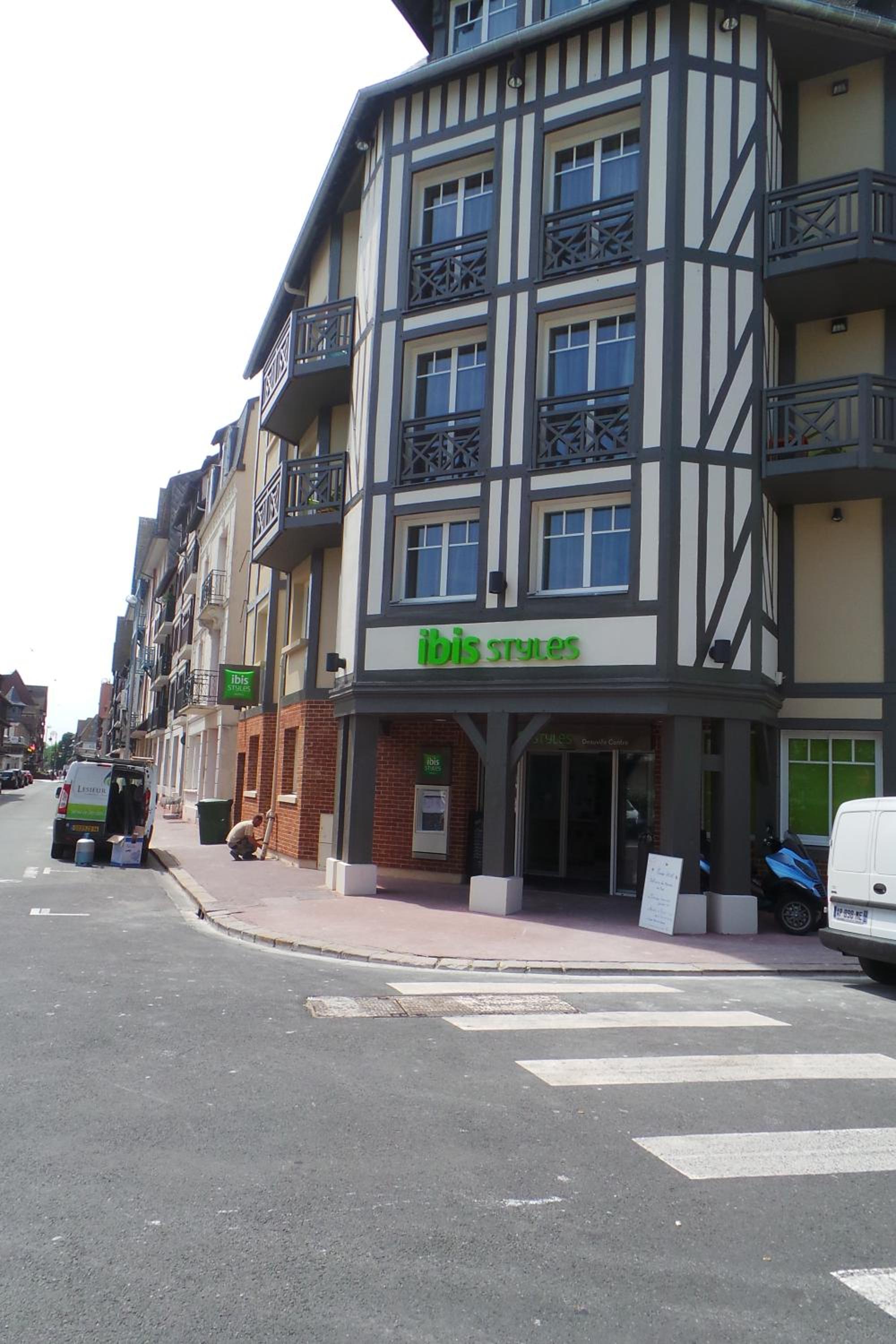 Deauville Vacations - ibis Styles Deauville Centre - Property Image 37