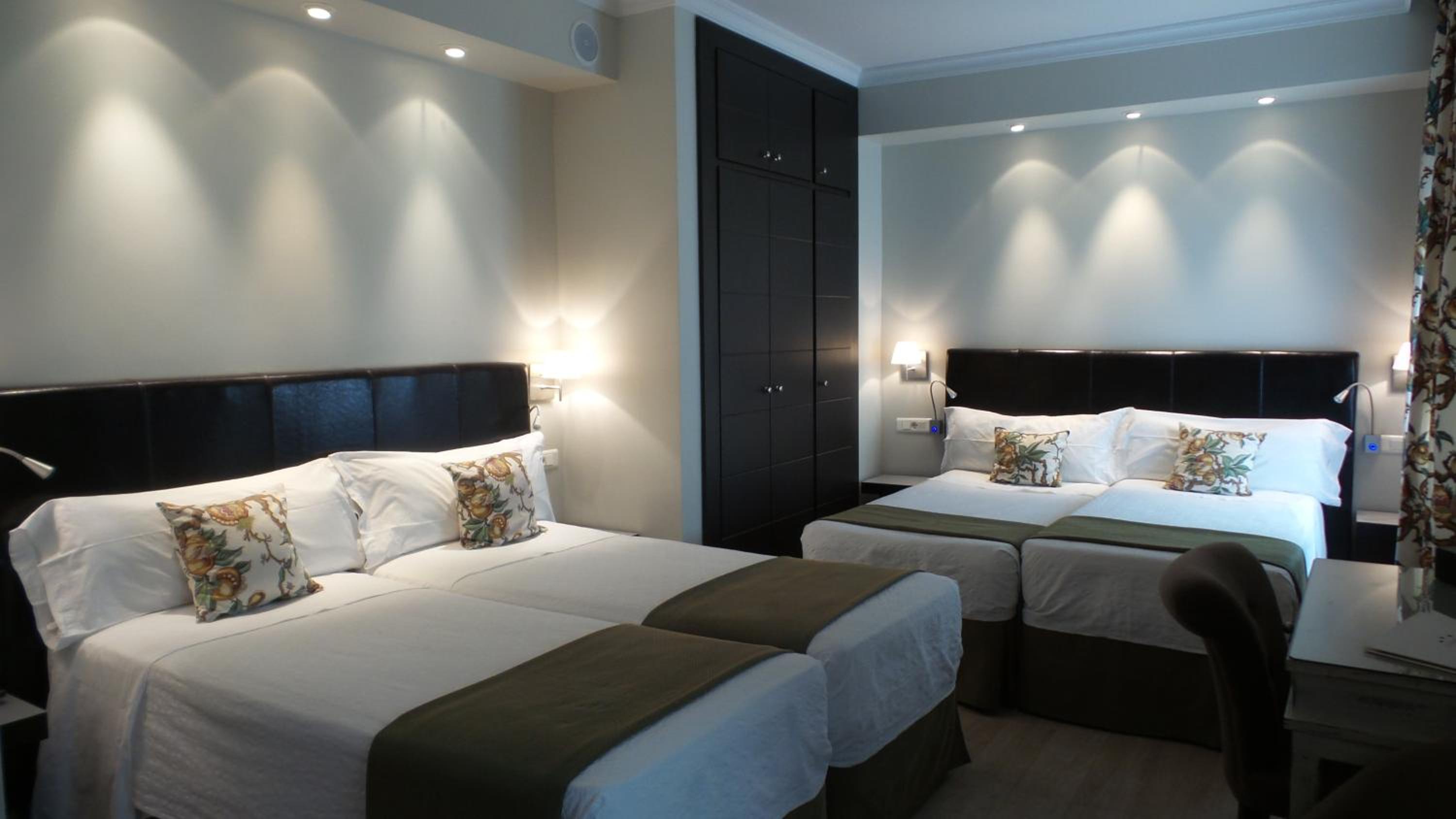 Hotel Moderno Puerta del Sol en Madrid — bedroom