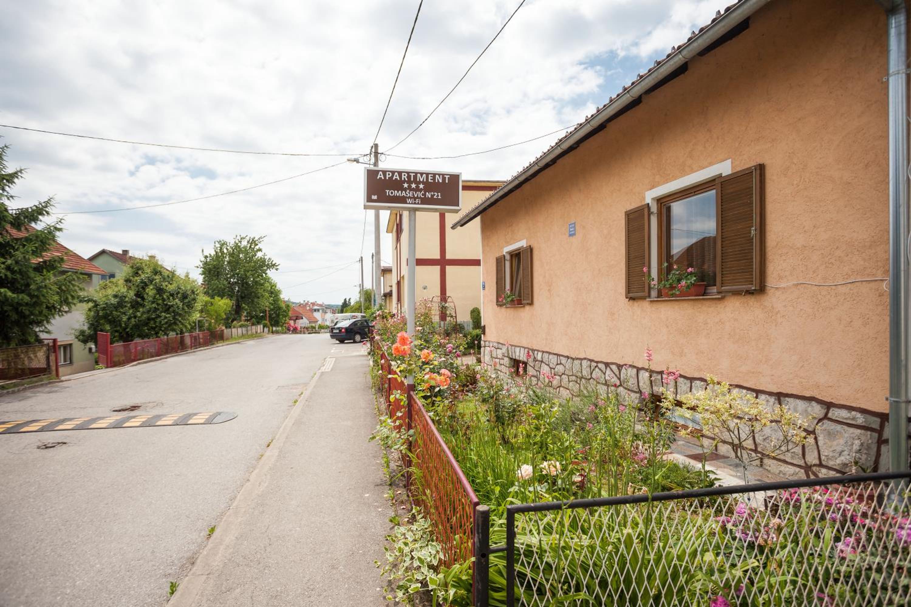 Photo 44