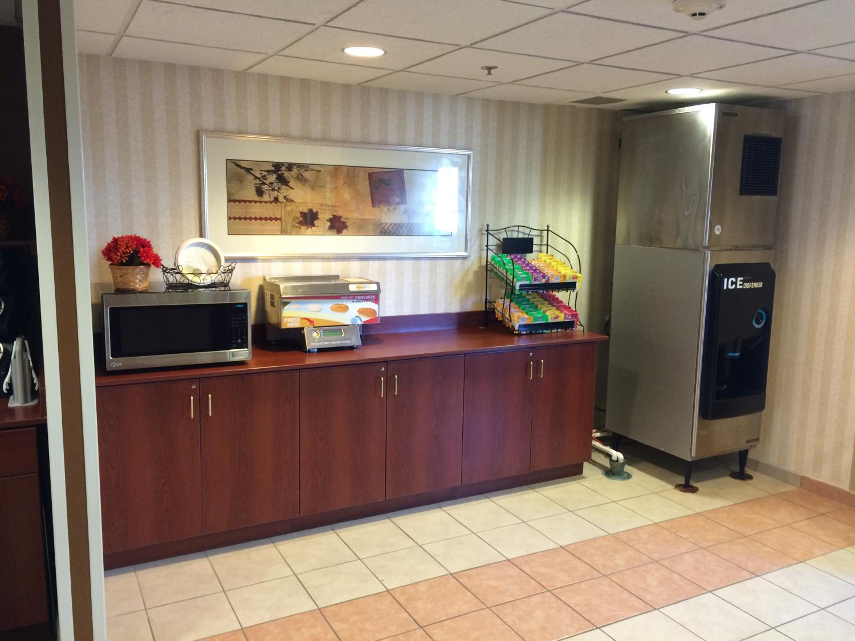 Dover Vacations - Microtel Inn Suites by Wyndham Dover New Hampshire - Property Image 17