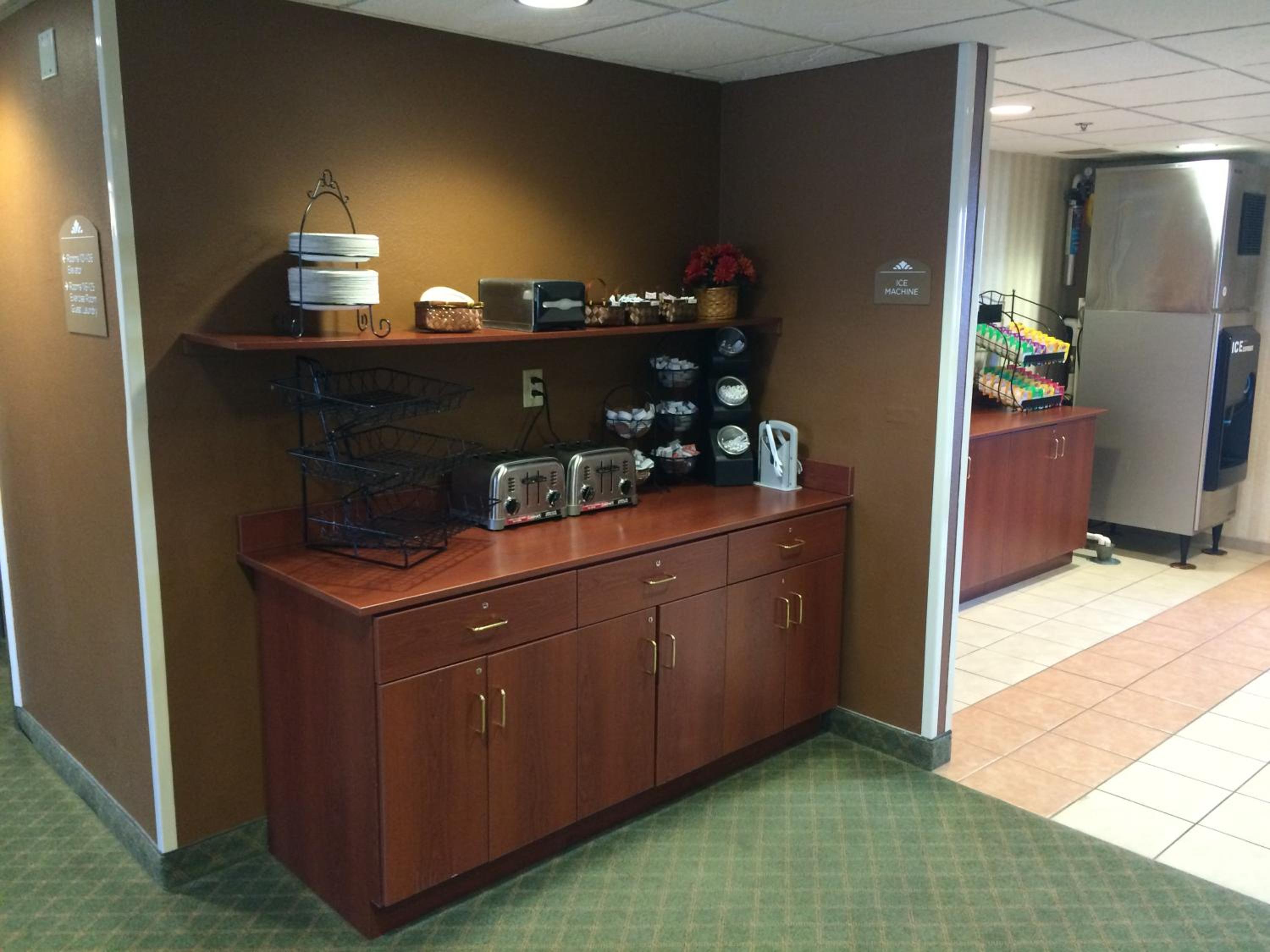 Dover Vacations - Microtel Inn Suites by Wyndham Dover New Hampshire - Property Image 18
