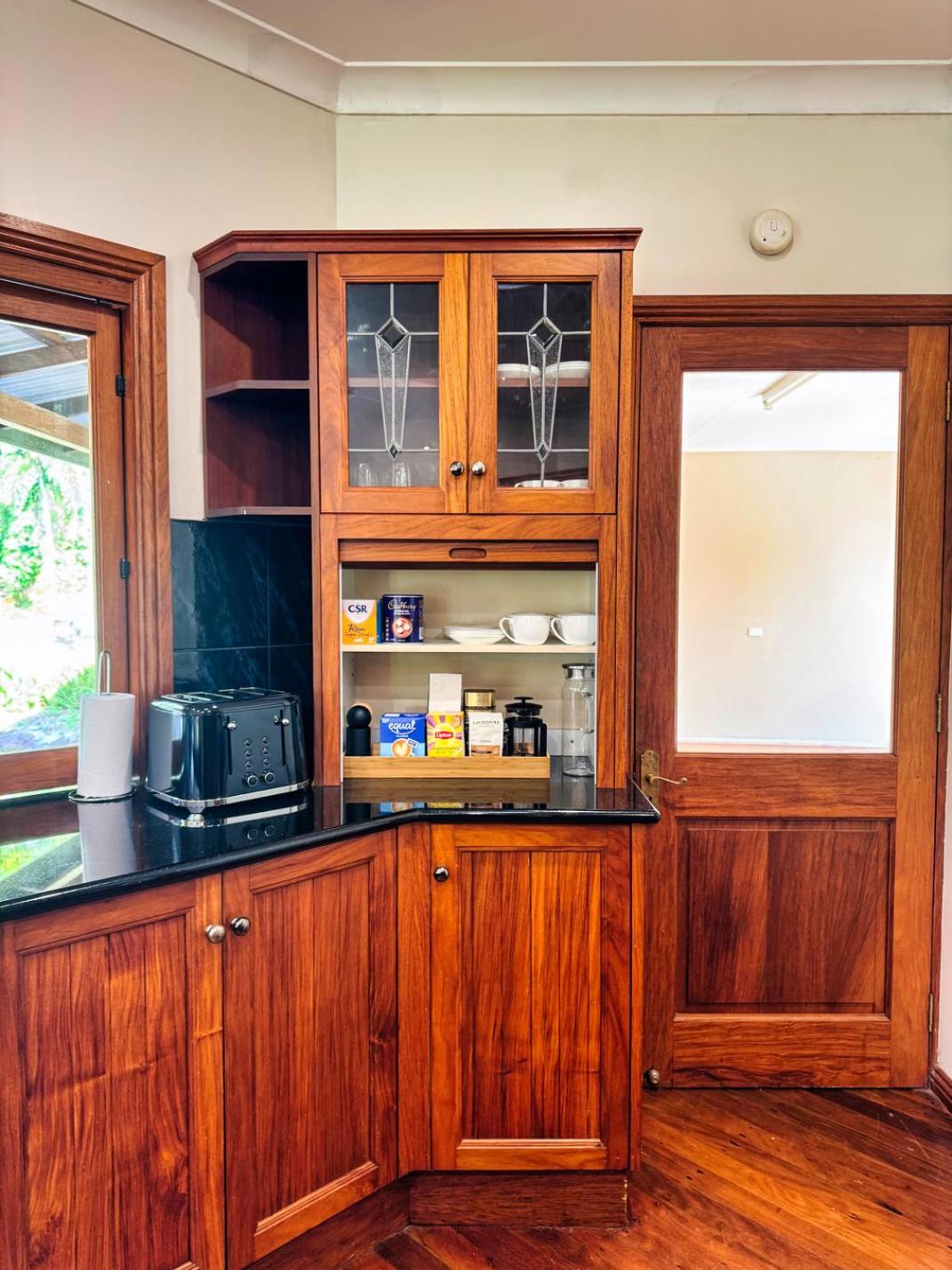 Ahana Hillside - Scenic Stay Near Cairns
