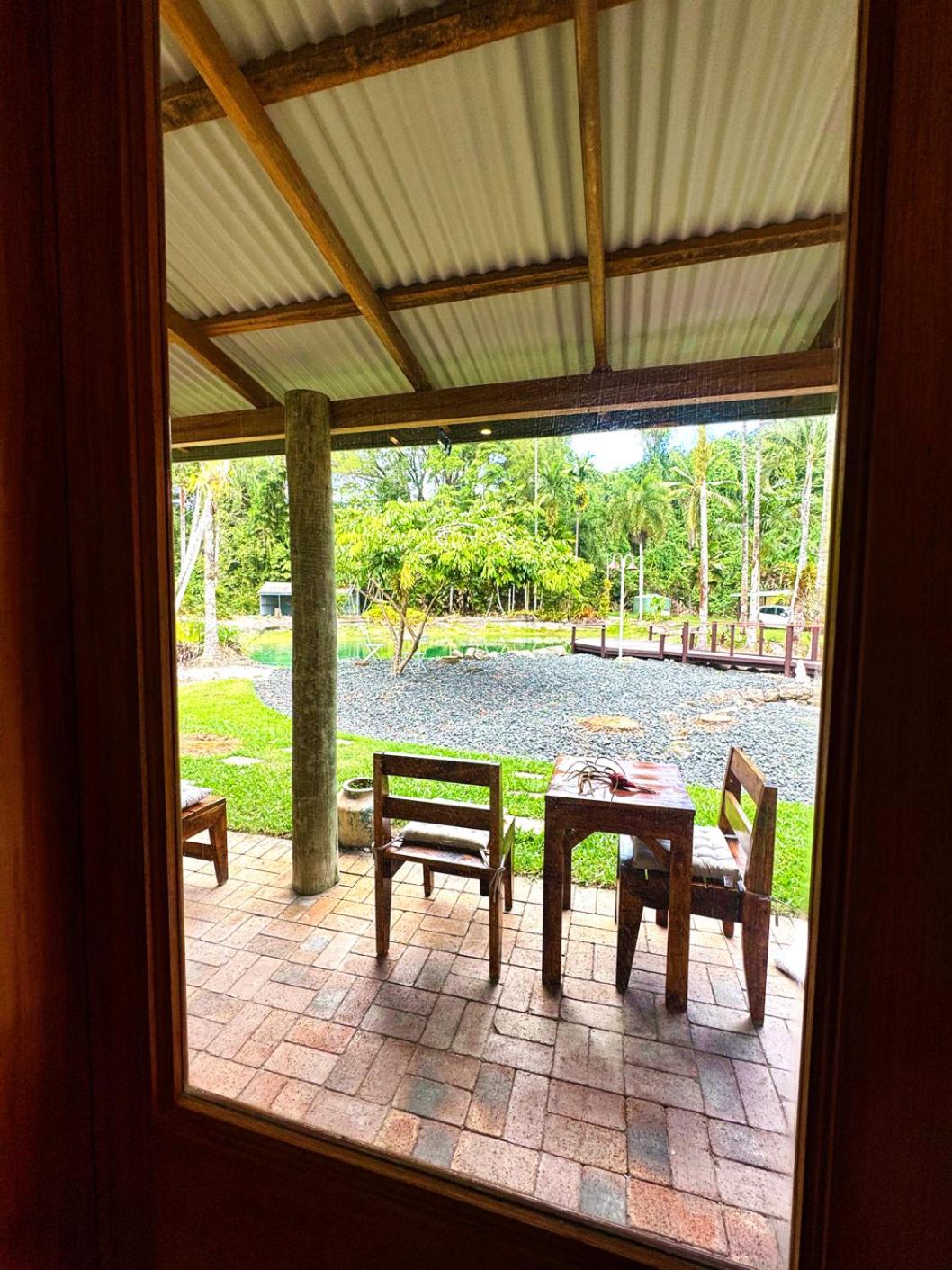 Ahana Hillside - Scenic Stay Near Cairns