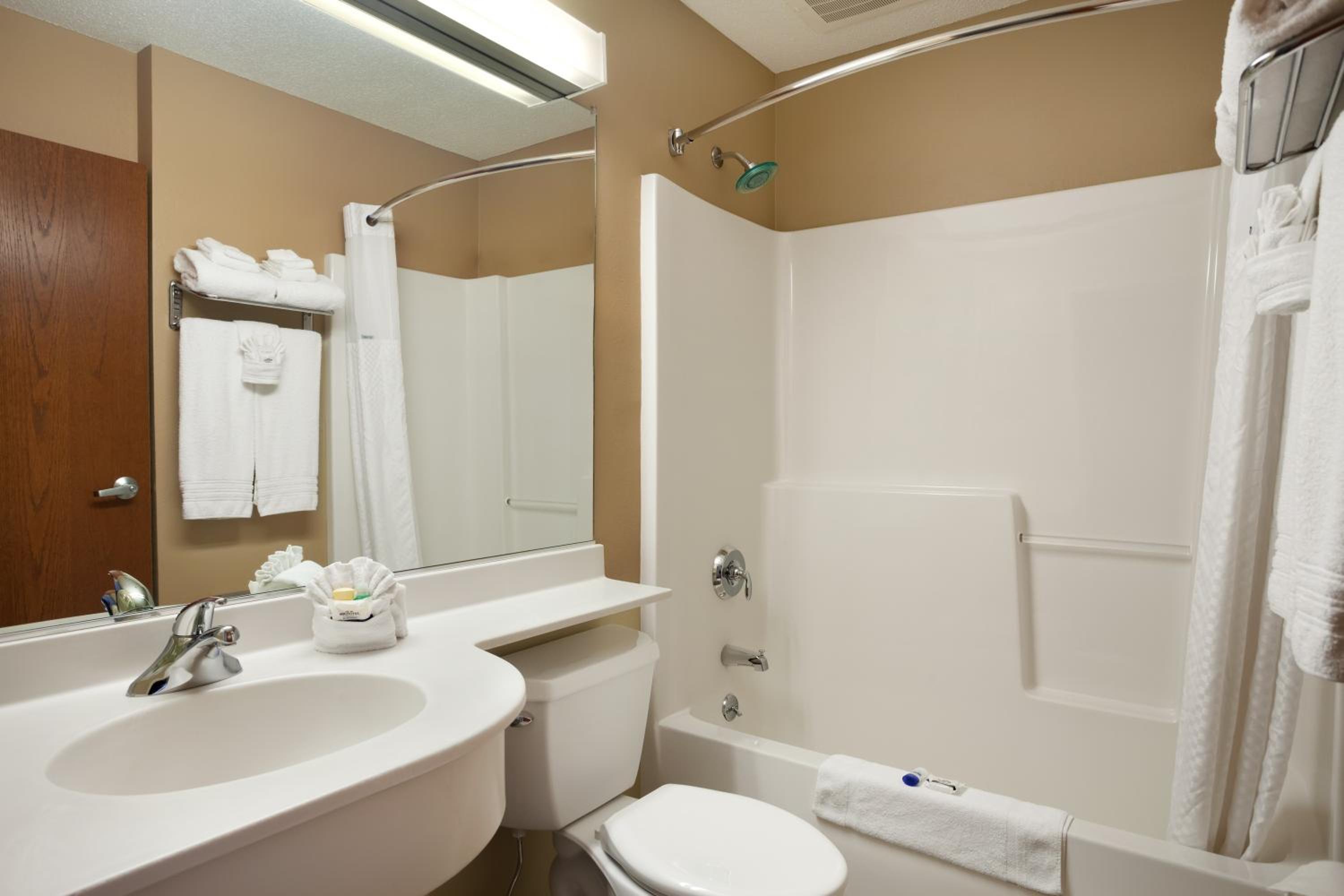 Dover Vacations - Microtel Inn Suites by Wyndham Dover New Hampshire - Property Image 21