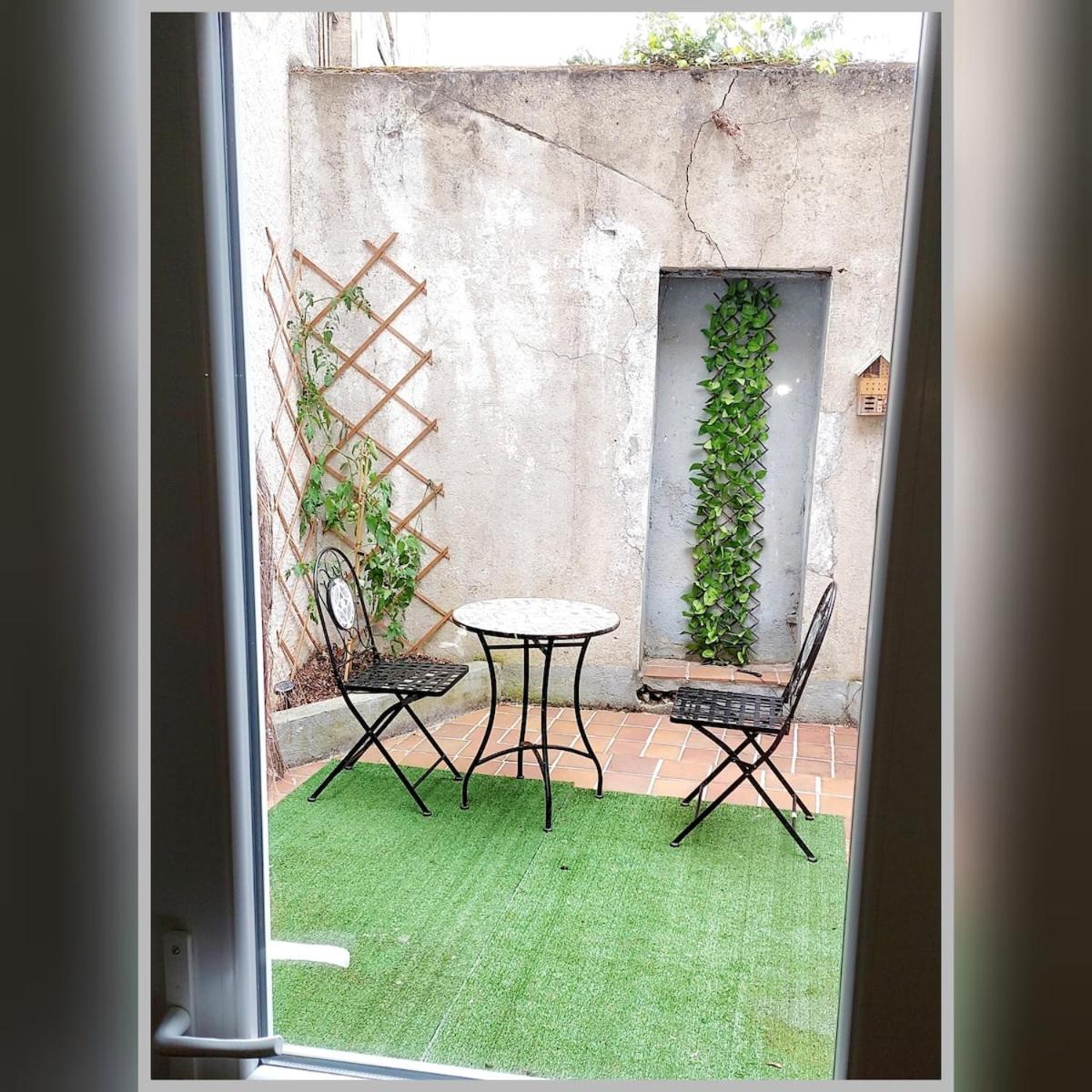T2 cosy avec terrasse privée à Montluçon