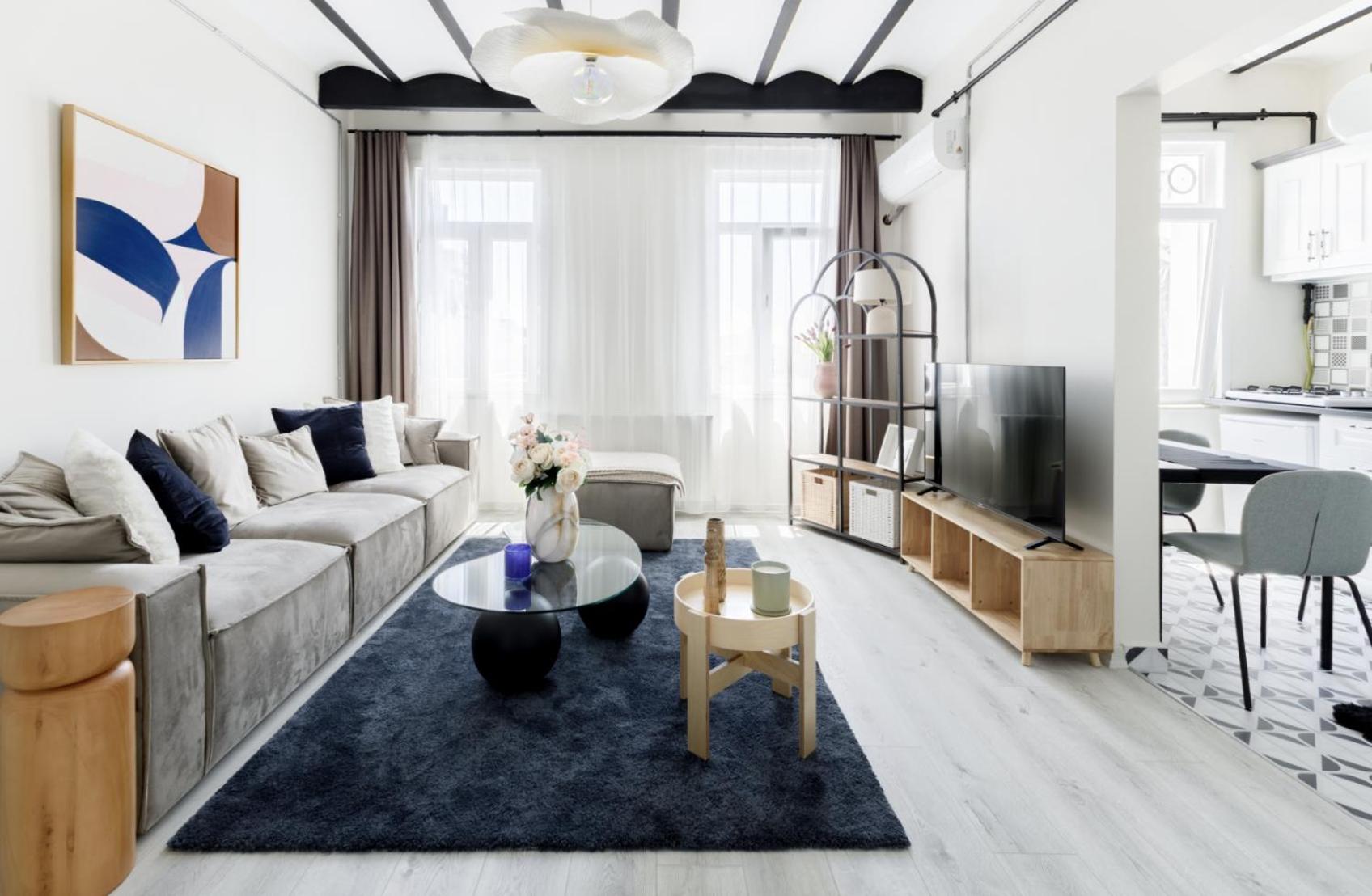 Luxury Flat Steps from Galata Tower- 2 mins Metro