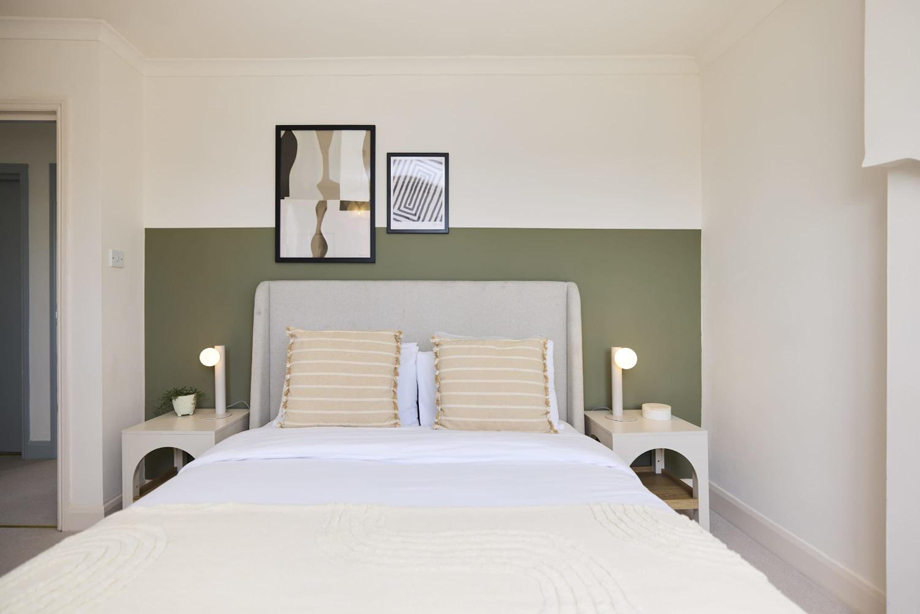 Finsbury Park Two-Bed Split-Level Flat