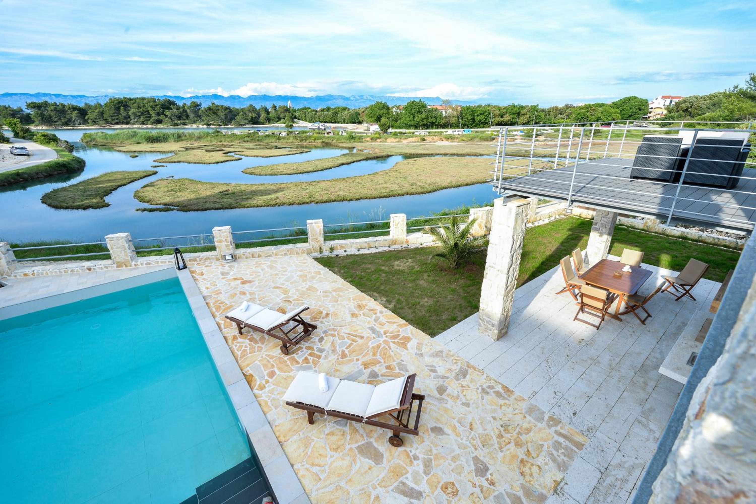 Amazing Villa Ele view 5