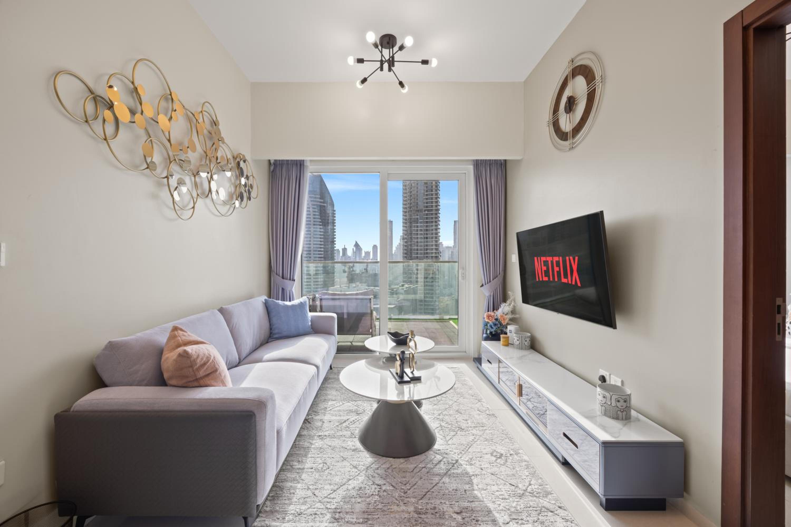 Burj khalifa and Canal views - Luxury Apartments for Rent in Dubai Business Bay