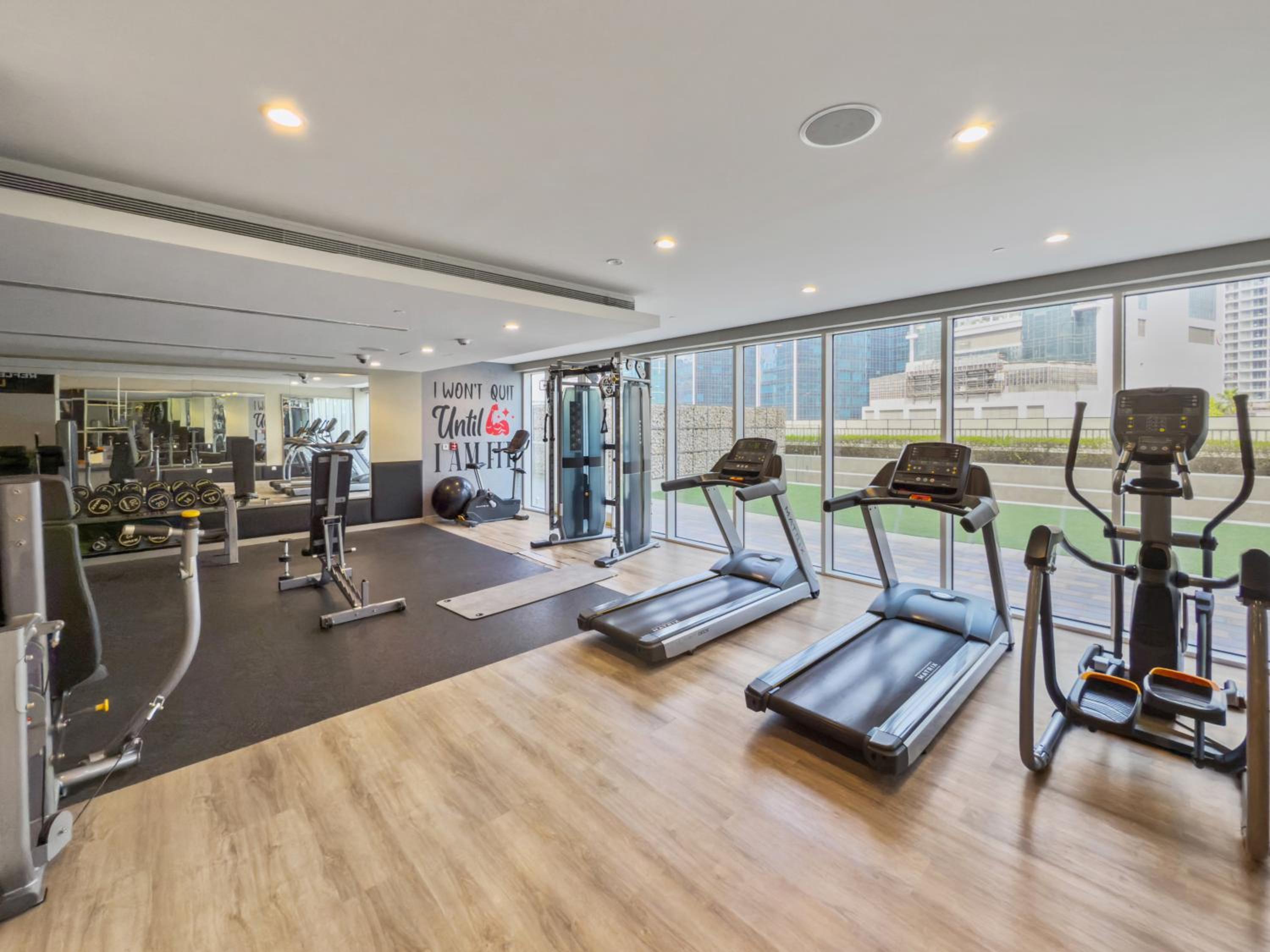 Burj khalifa and Canal views - Luxury Apartments for Rent in Dubai Business Bay