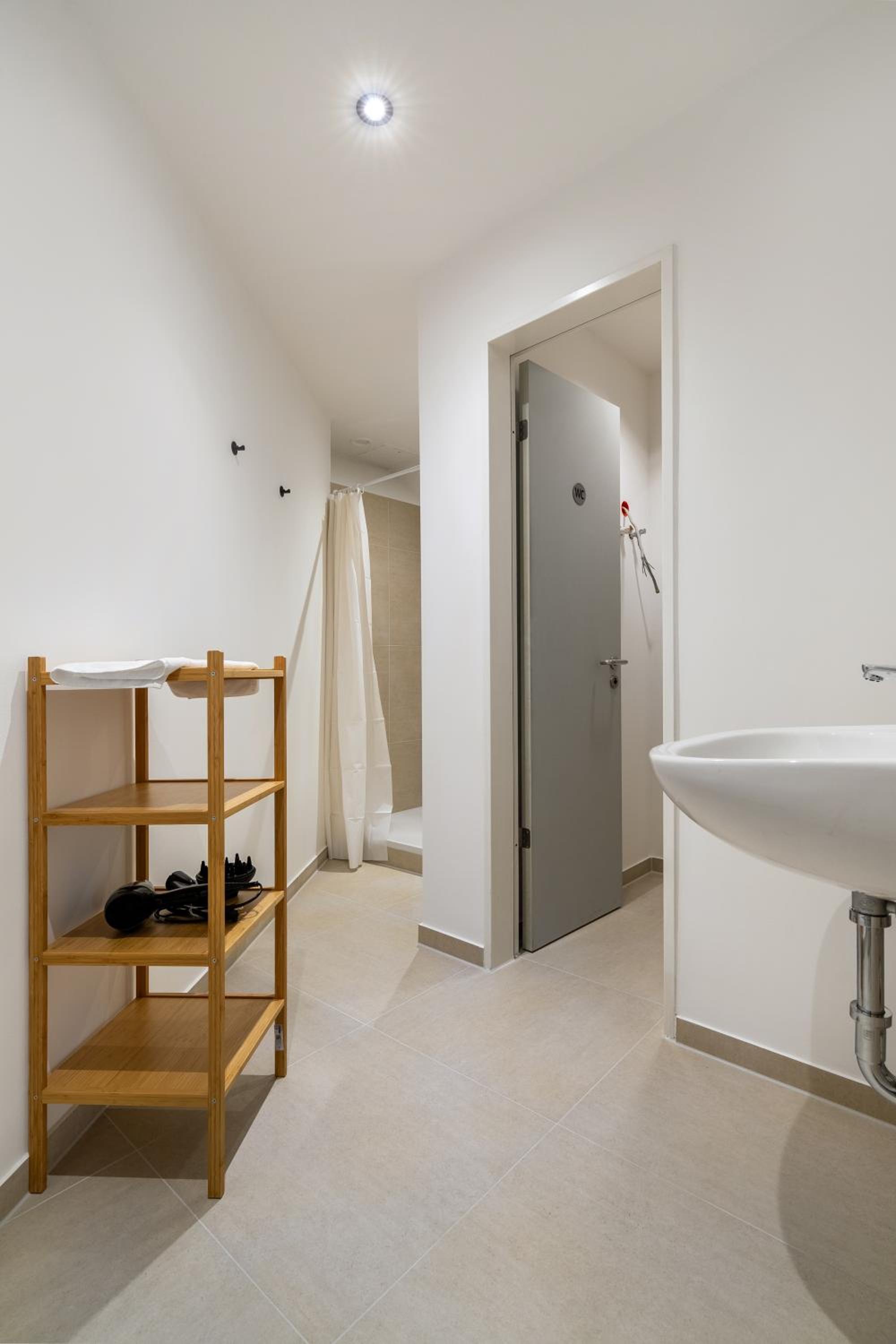 Bright & Spacious Berlin Home