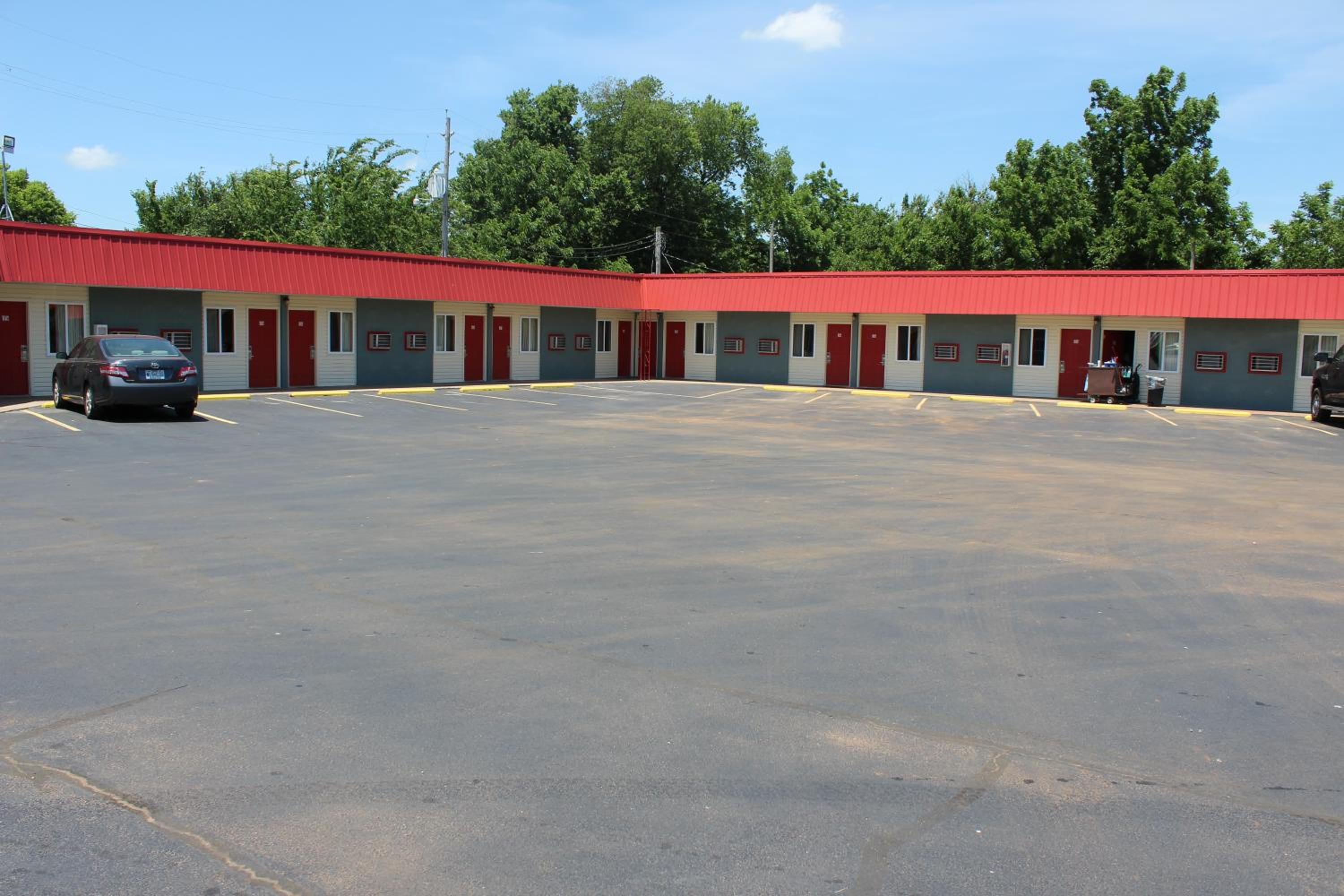 Guest House Motel