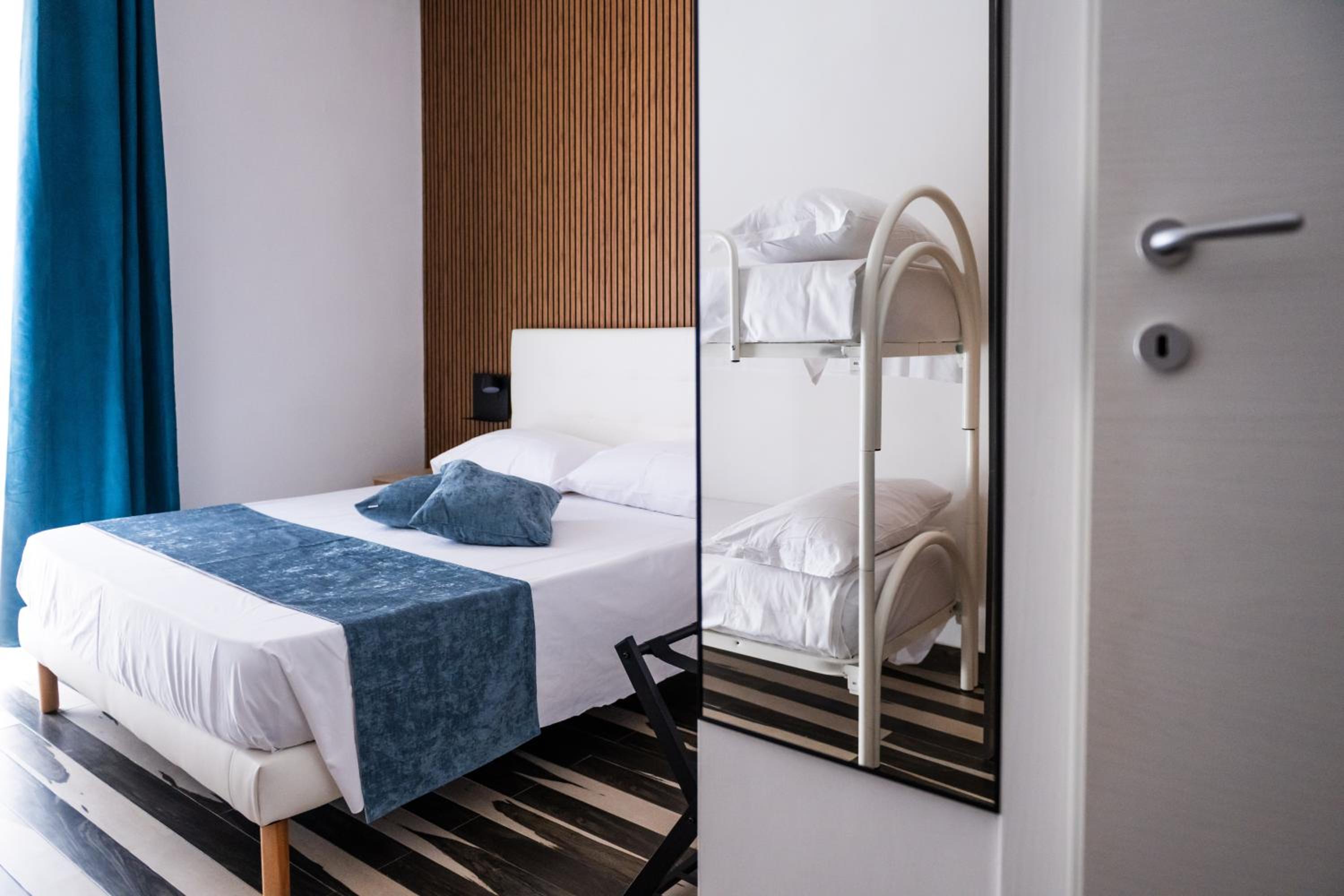 Napoli Central Stay