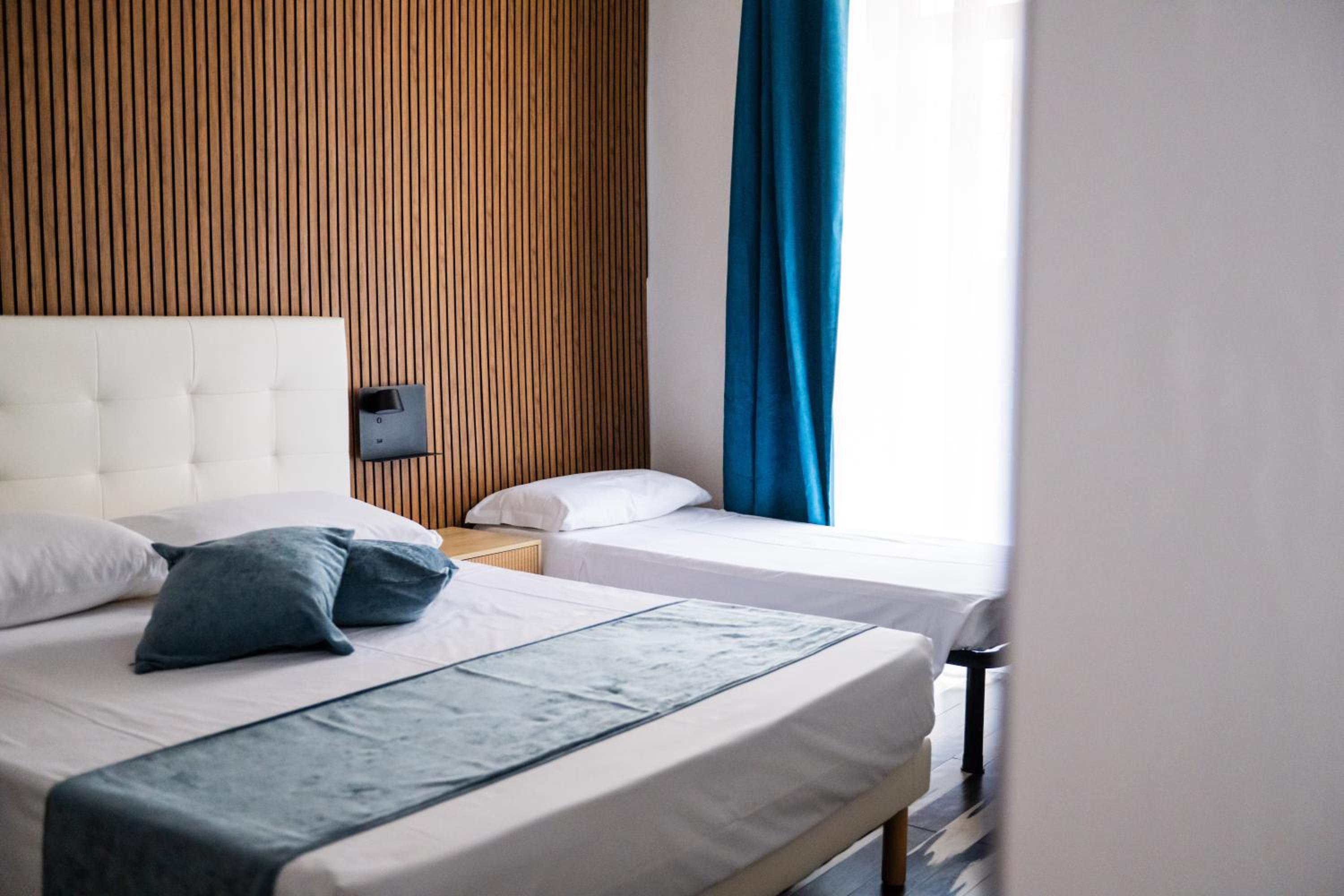 Napoli Central Stay