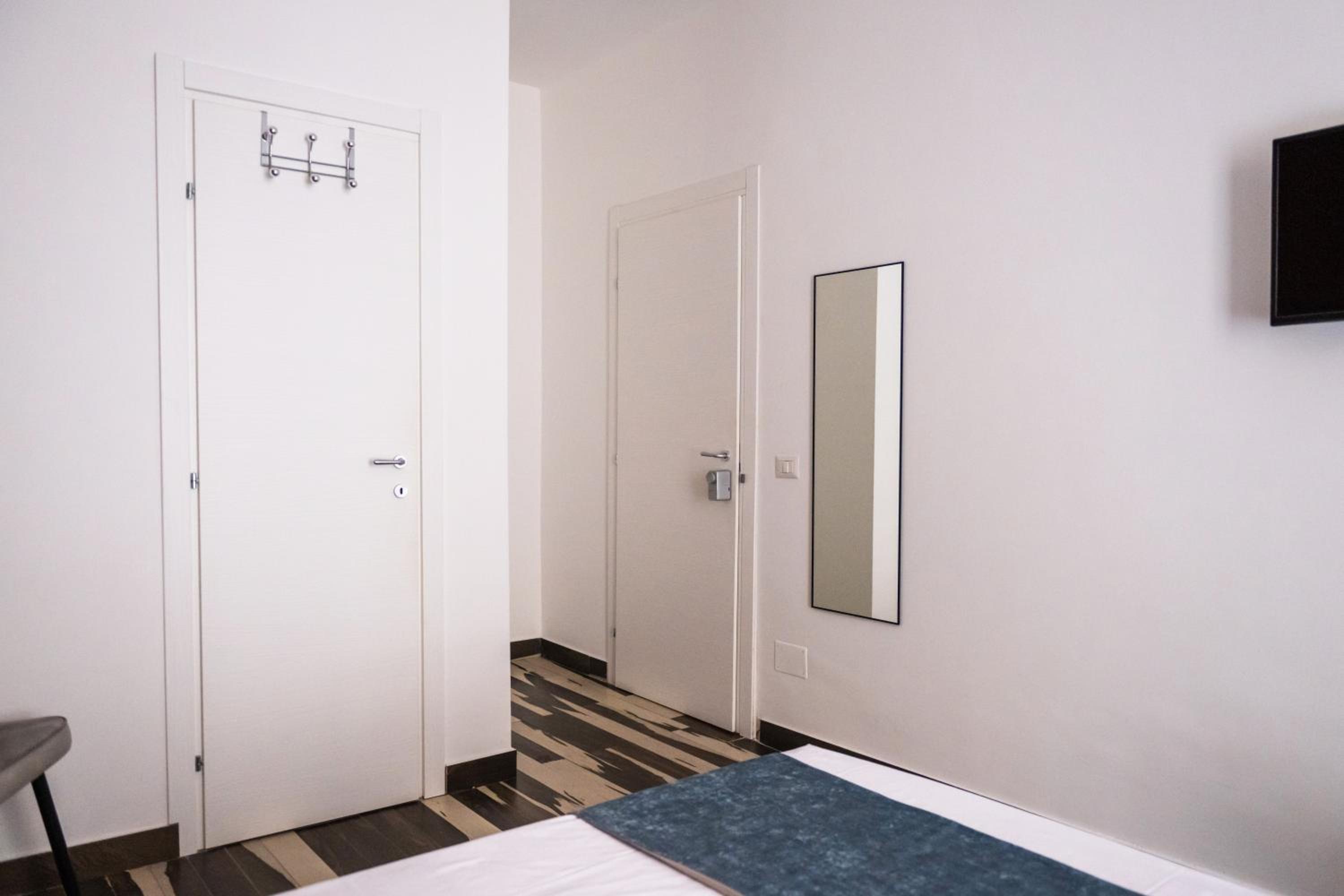 Napoli Central Stay