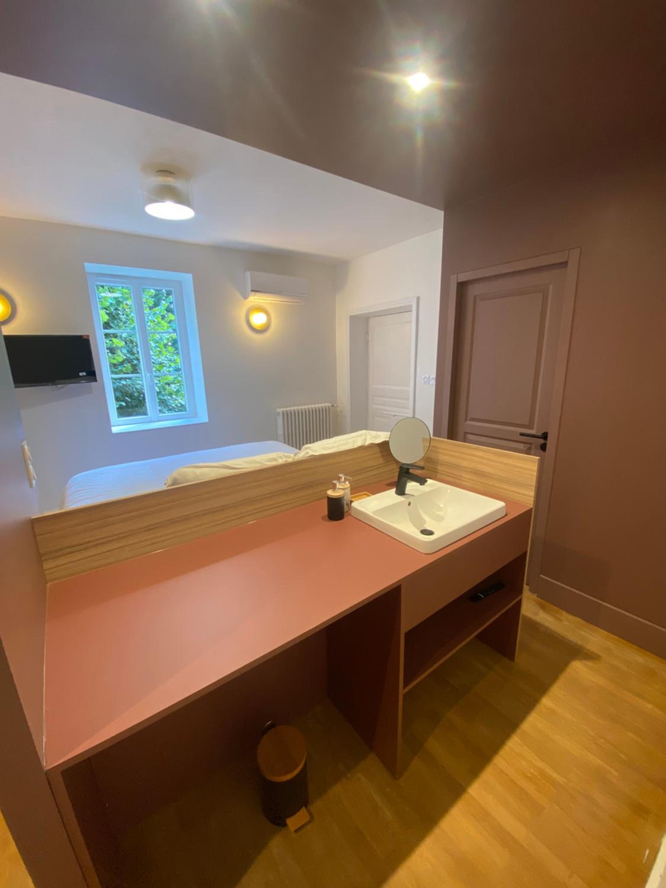 Le Clos 1003
