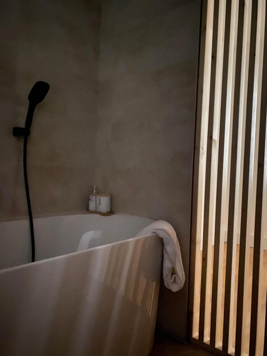 Le Clos 1003