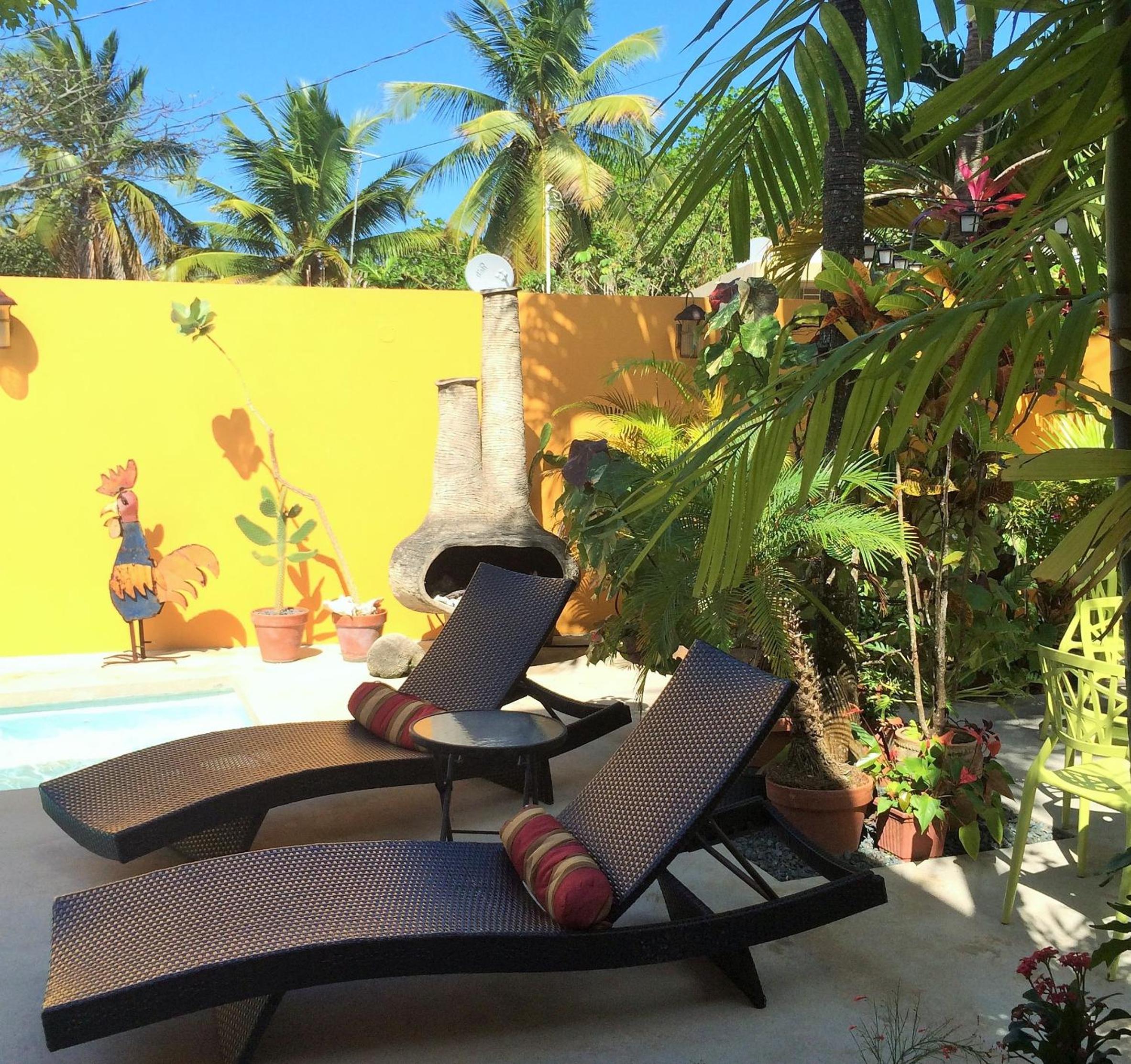 Casa de Amistad Guesthouse
