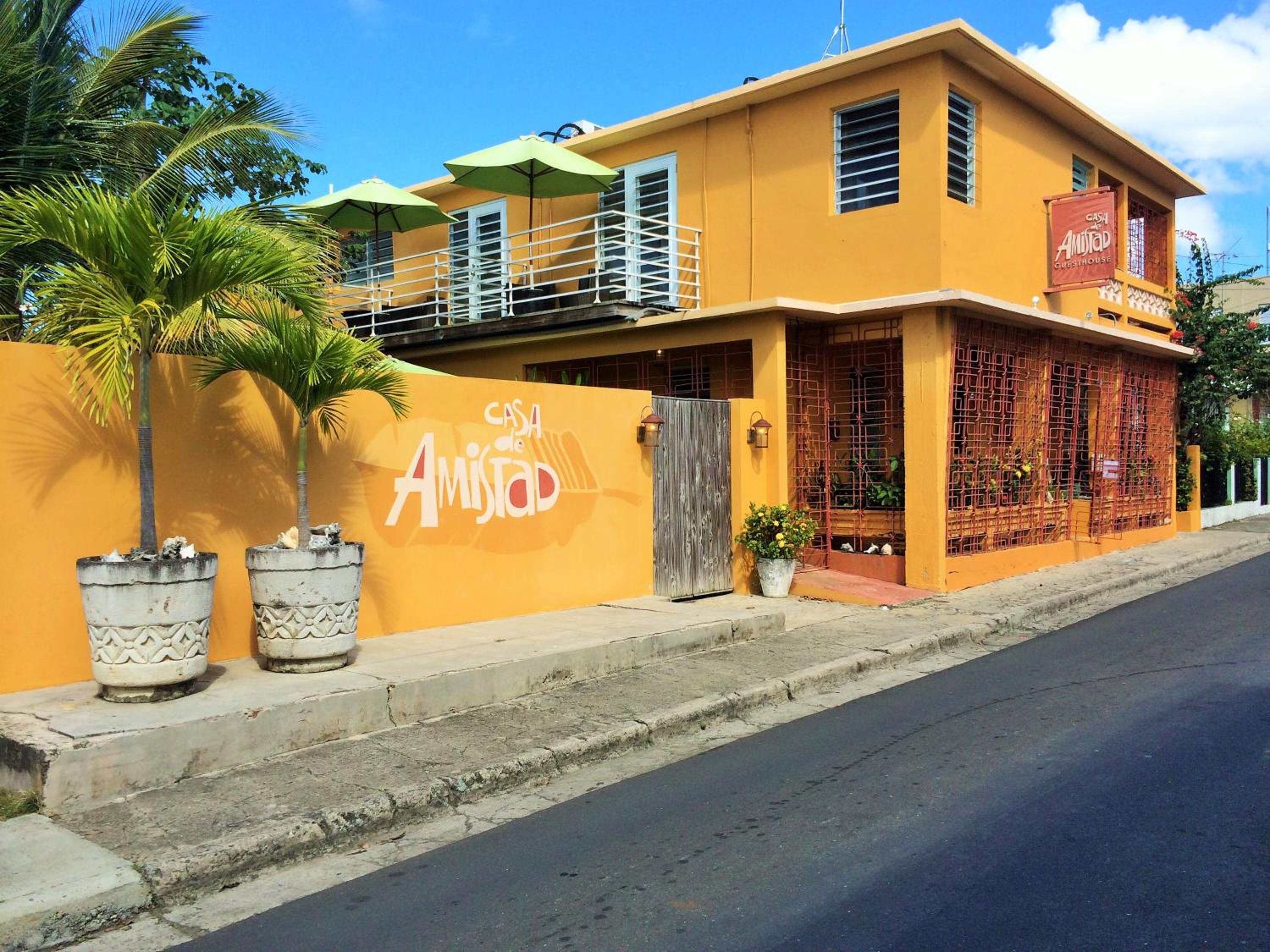 Casa de Amistad Guesthouse