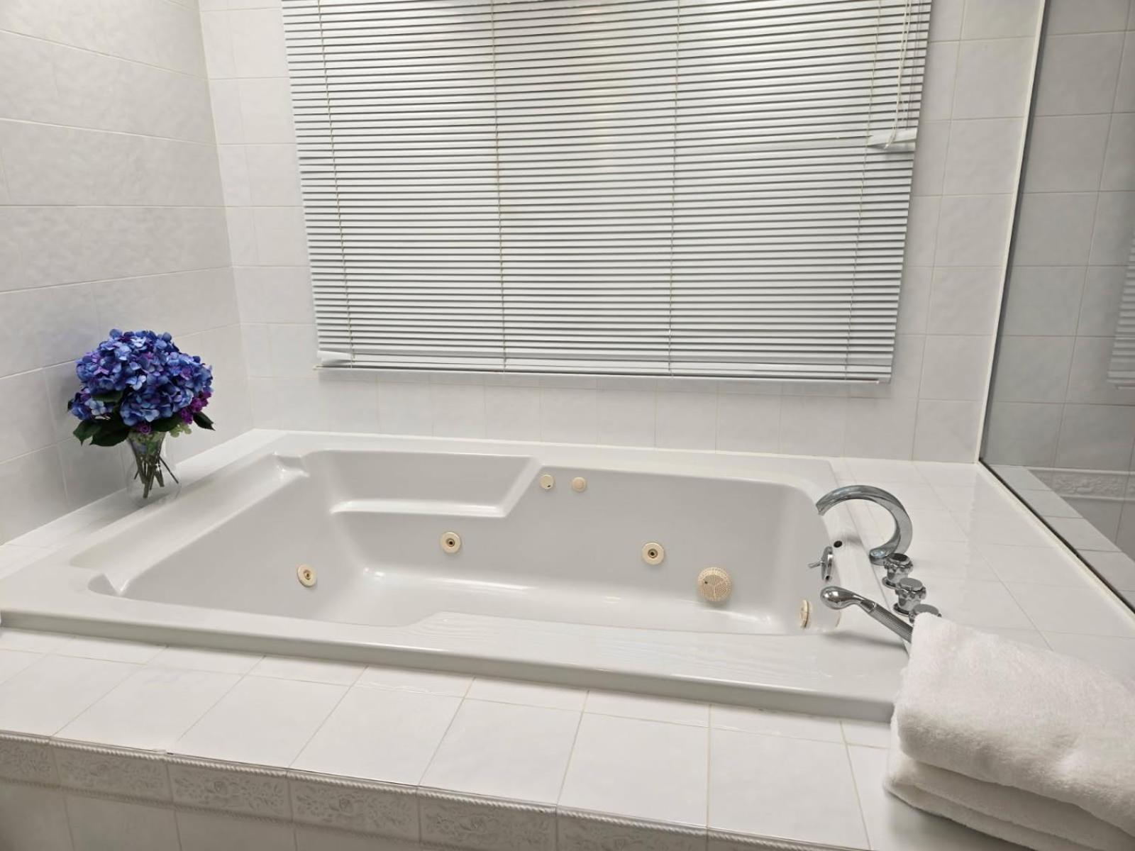 Bella Villa near Beverly Hills Amazing City view and hot tub
