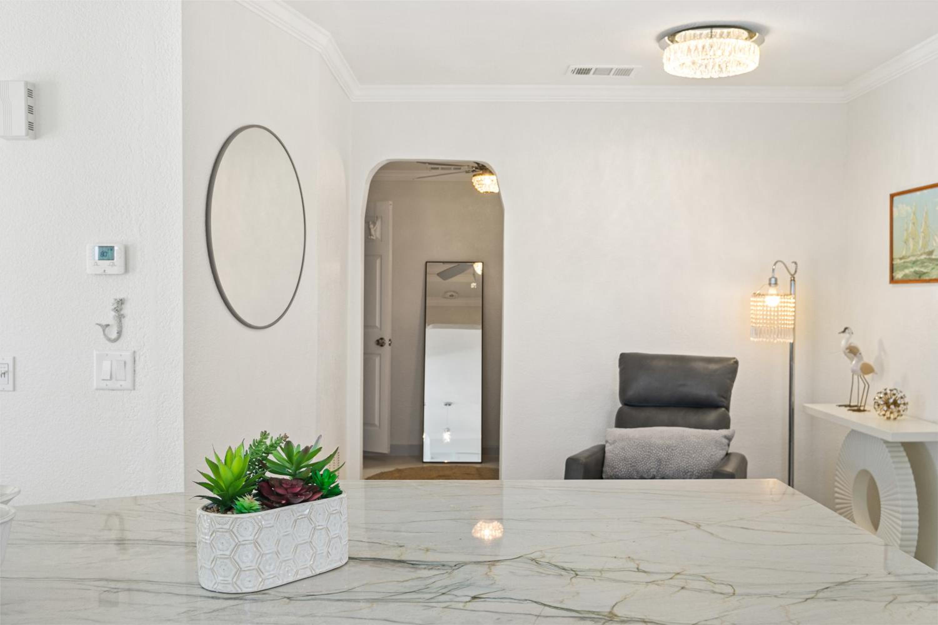 Luxury Oceanfront steps to Beach & Town, Best views!
