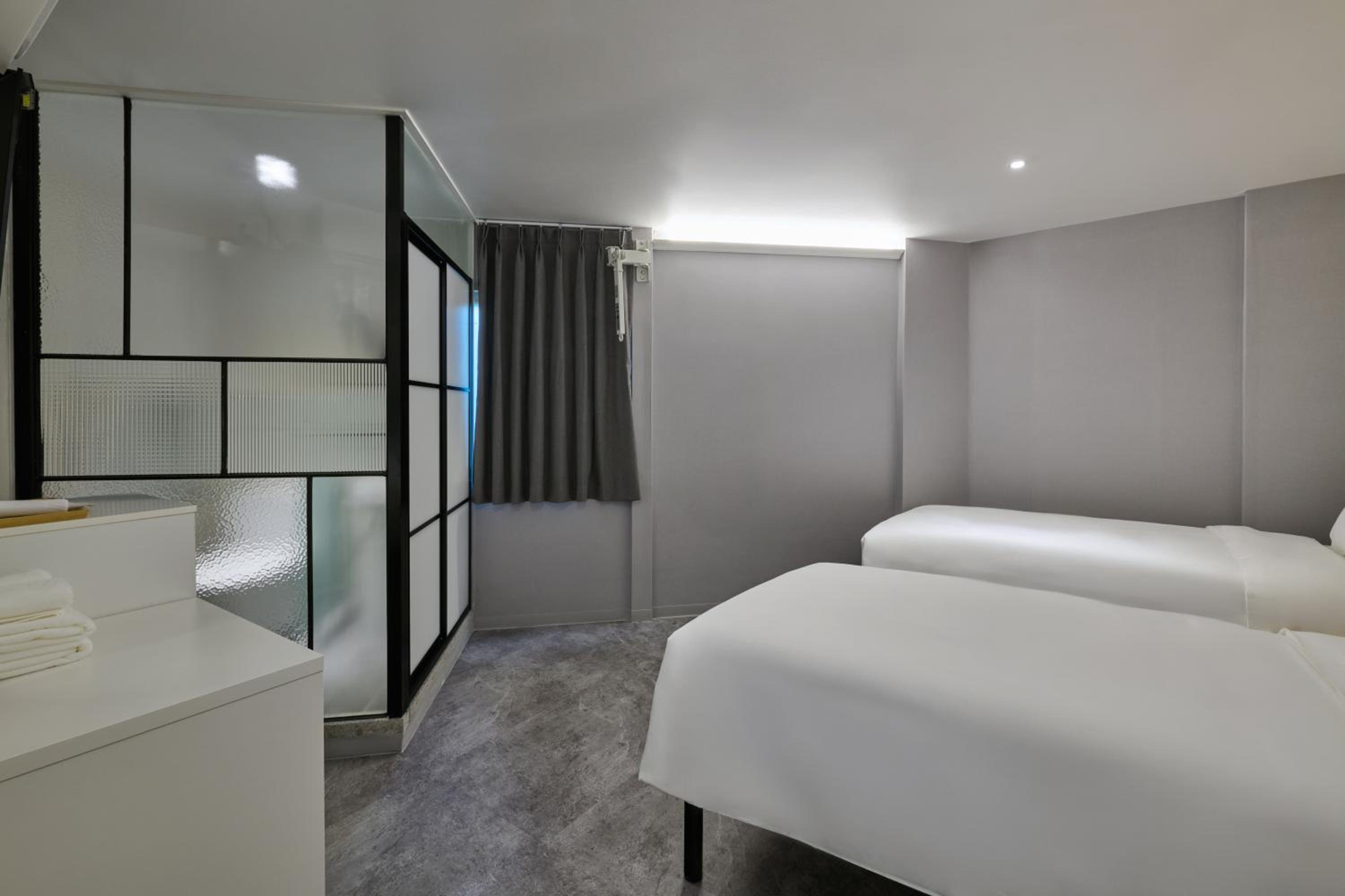 Half rest hostel Jongno Insa