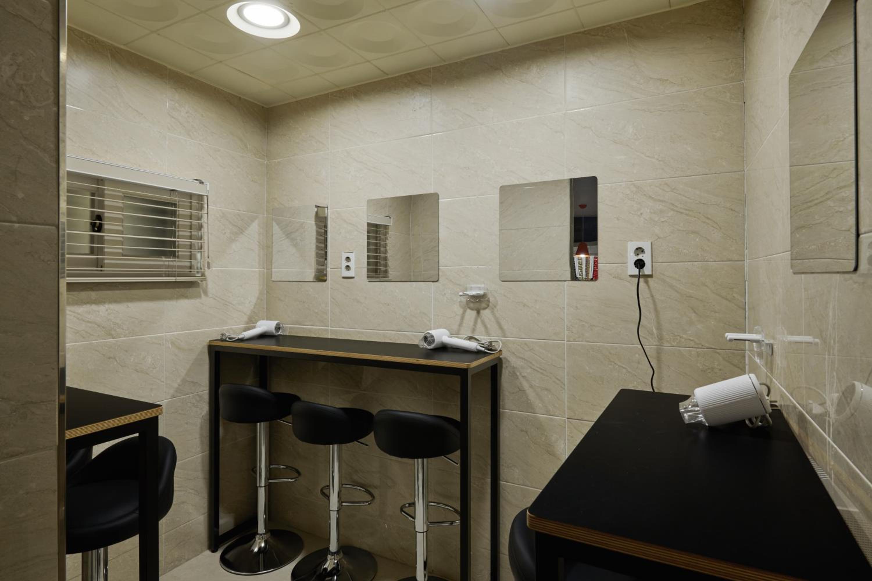 Half rest hostel Jongno Insa