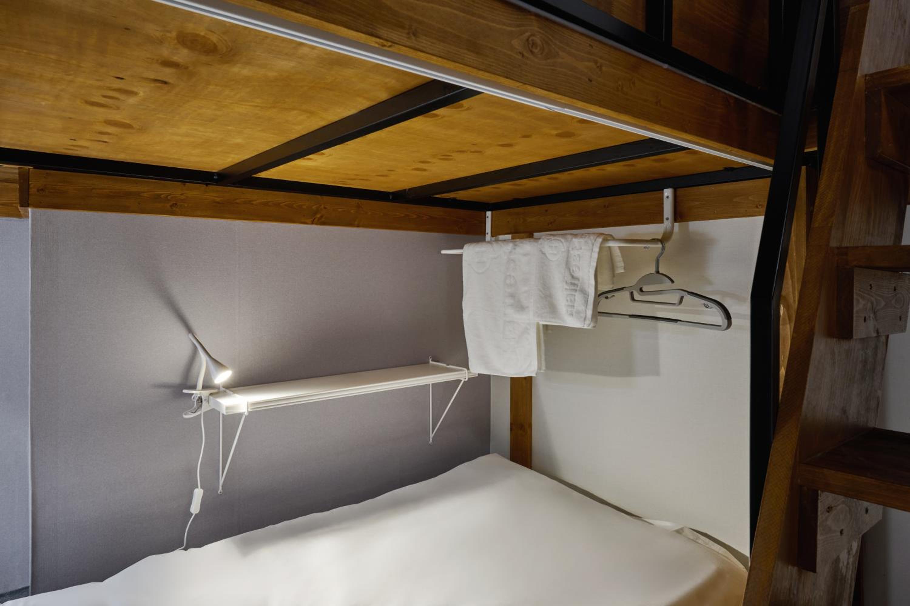 Half rest hostel Jongno Insa