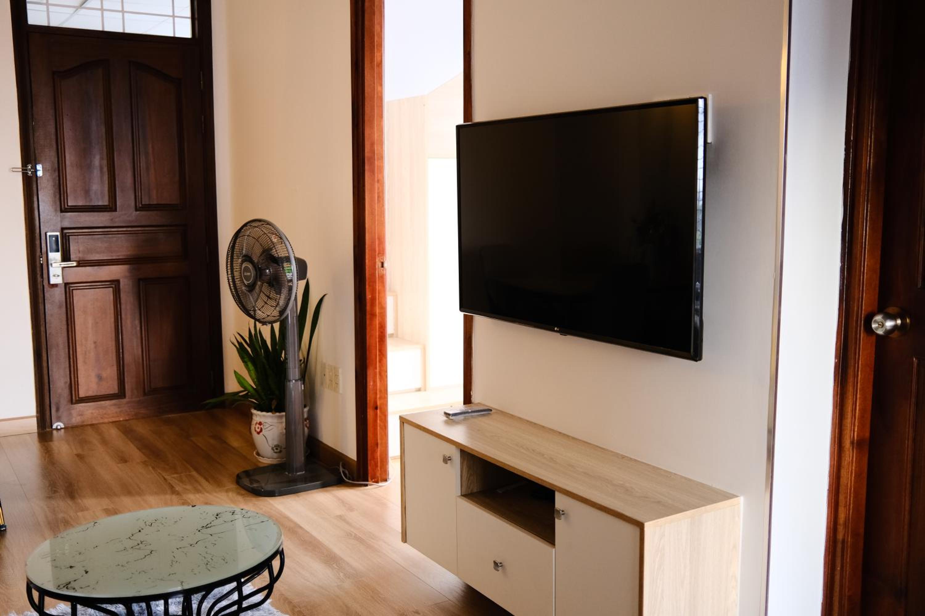 Dusk Corner Apartment in Nha Trang