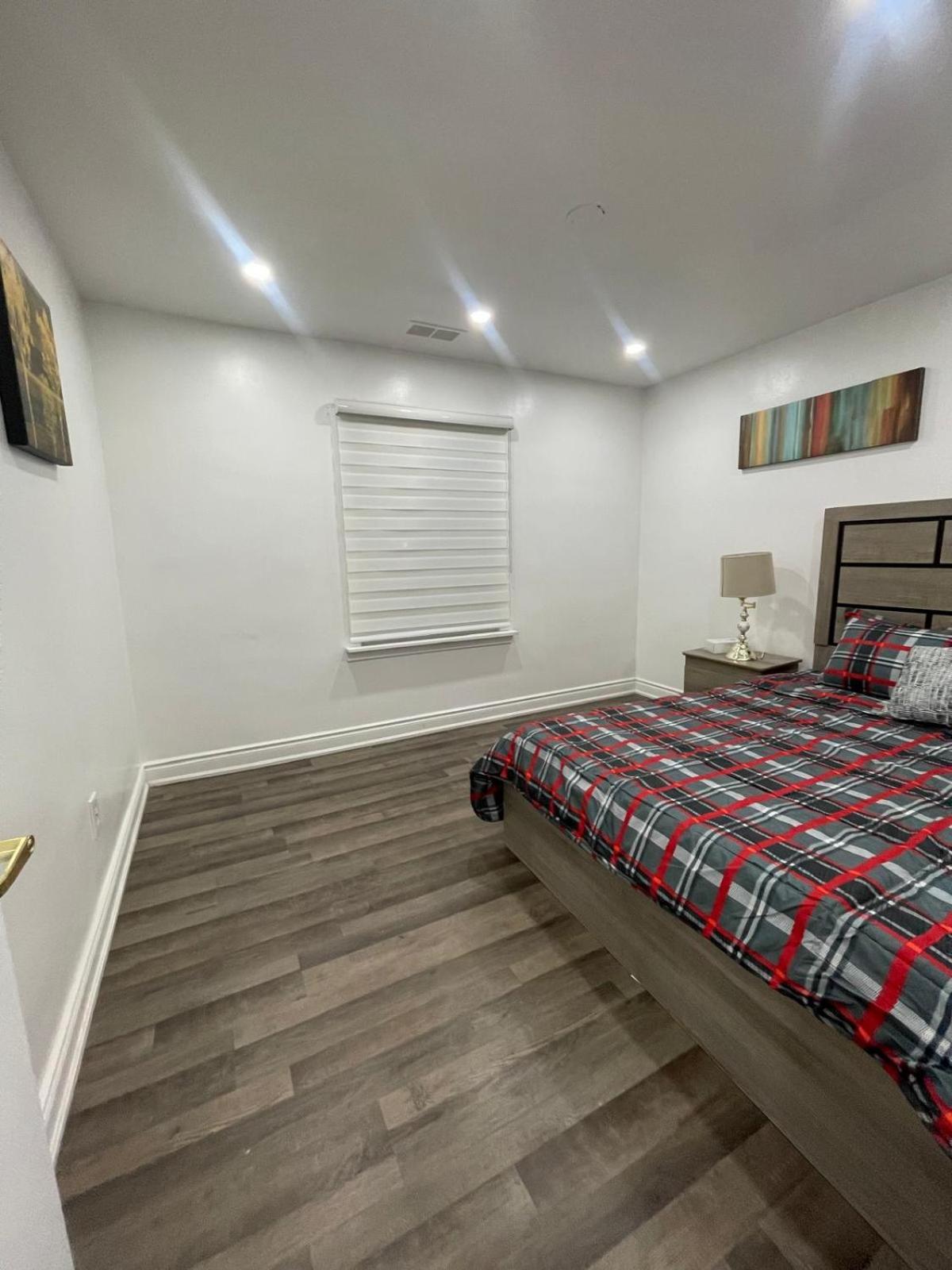 Three Bedroom Spacious Bangalow with Free Parking, closer to commercial area and highways