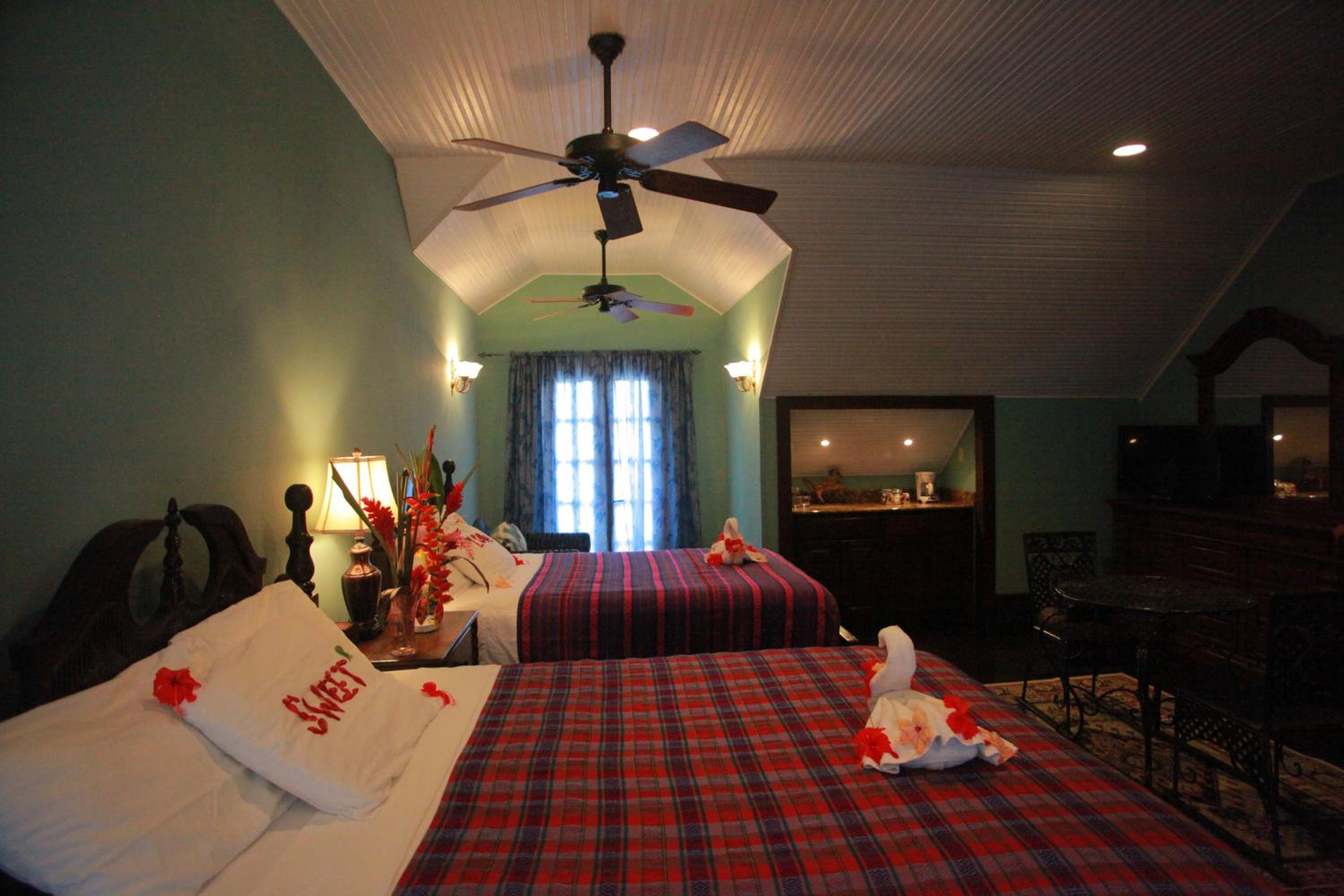 Belize Vacations - Mahogany Hall Luxury Boutique Resort - Property Image 9