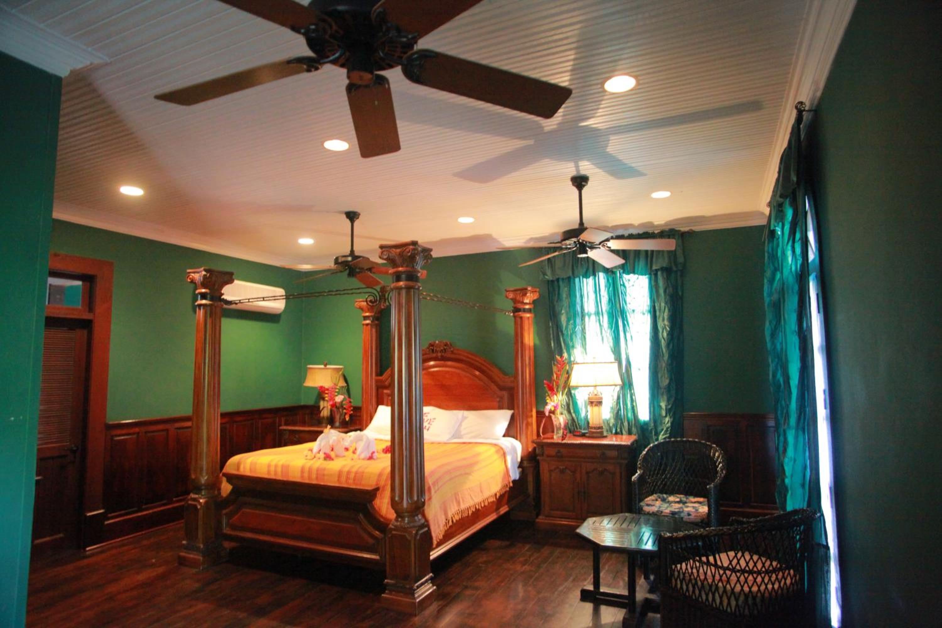 Belize Vacations - Mahogany Hall Luxury Boutique Resort - Property Image 1