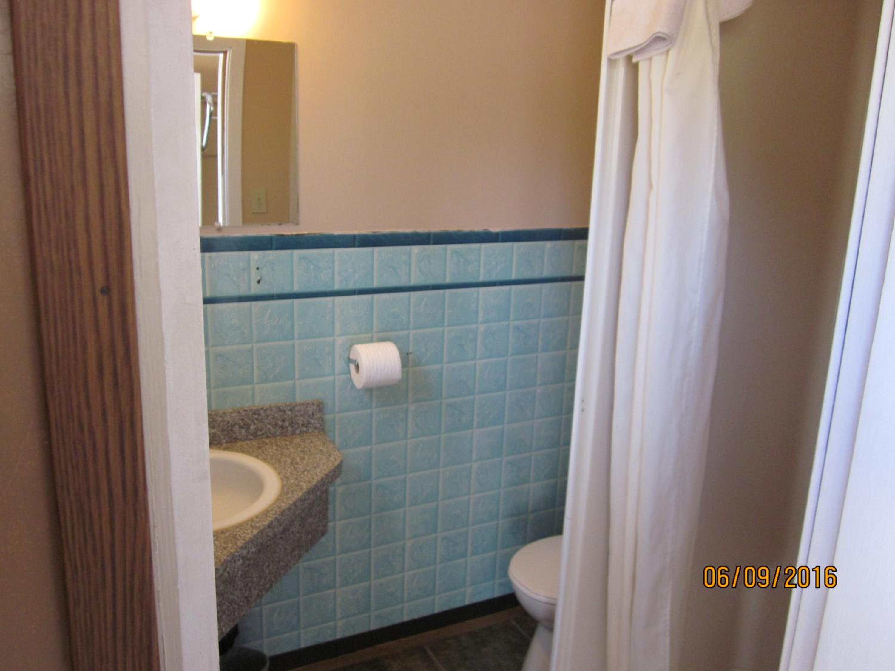 ValleyView Motel view 2