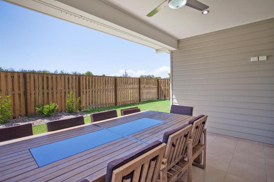 Petrie Beach Holiday Home