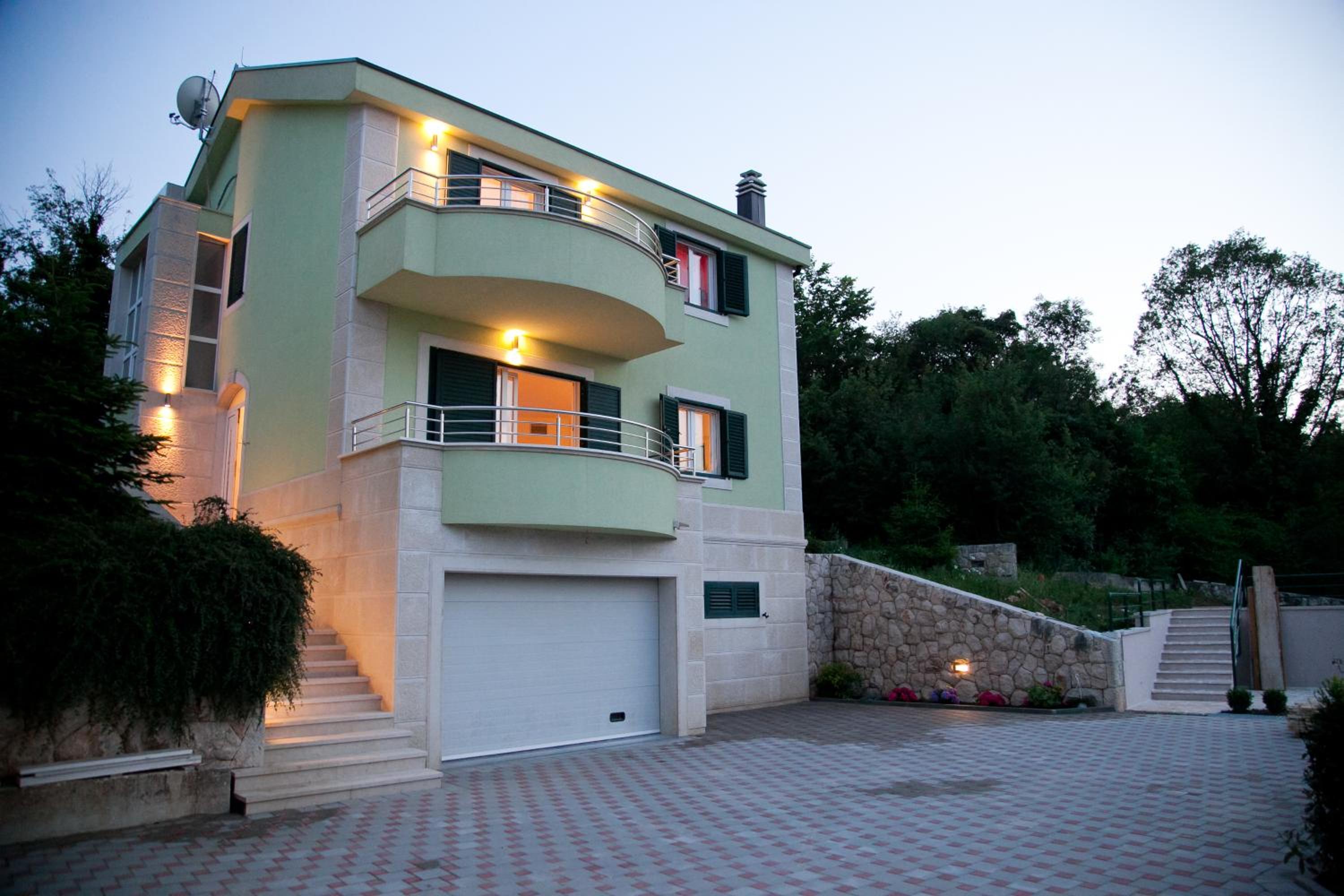 Hotel Villa Luna - Image 1