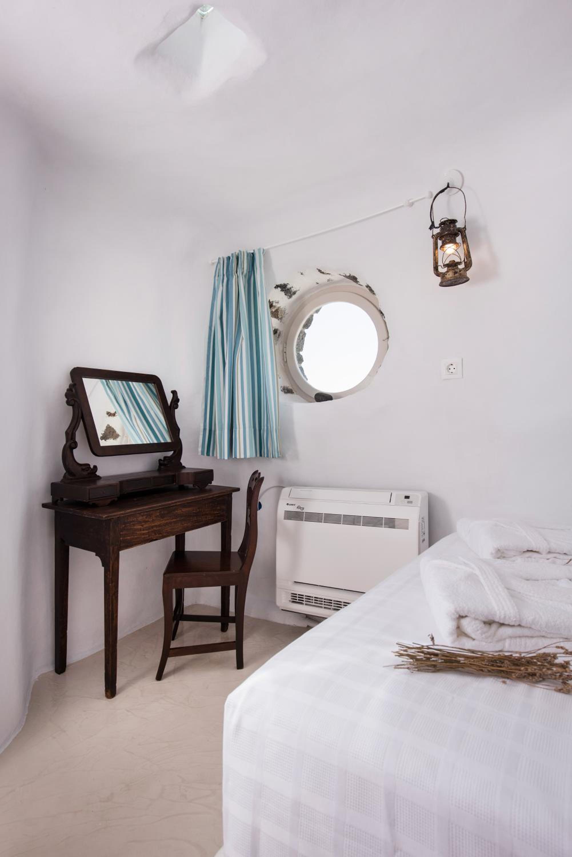 Anemoscope Windmill Villa