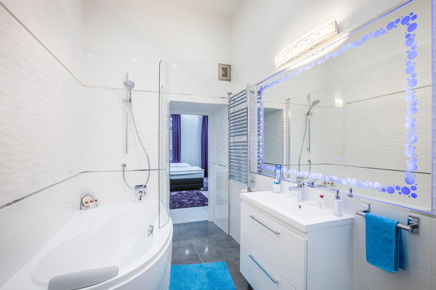 Opera Luxory Suite view 2