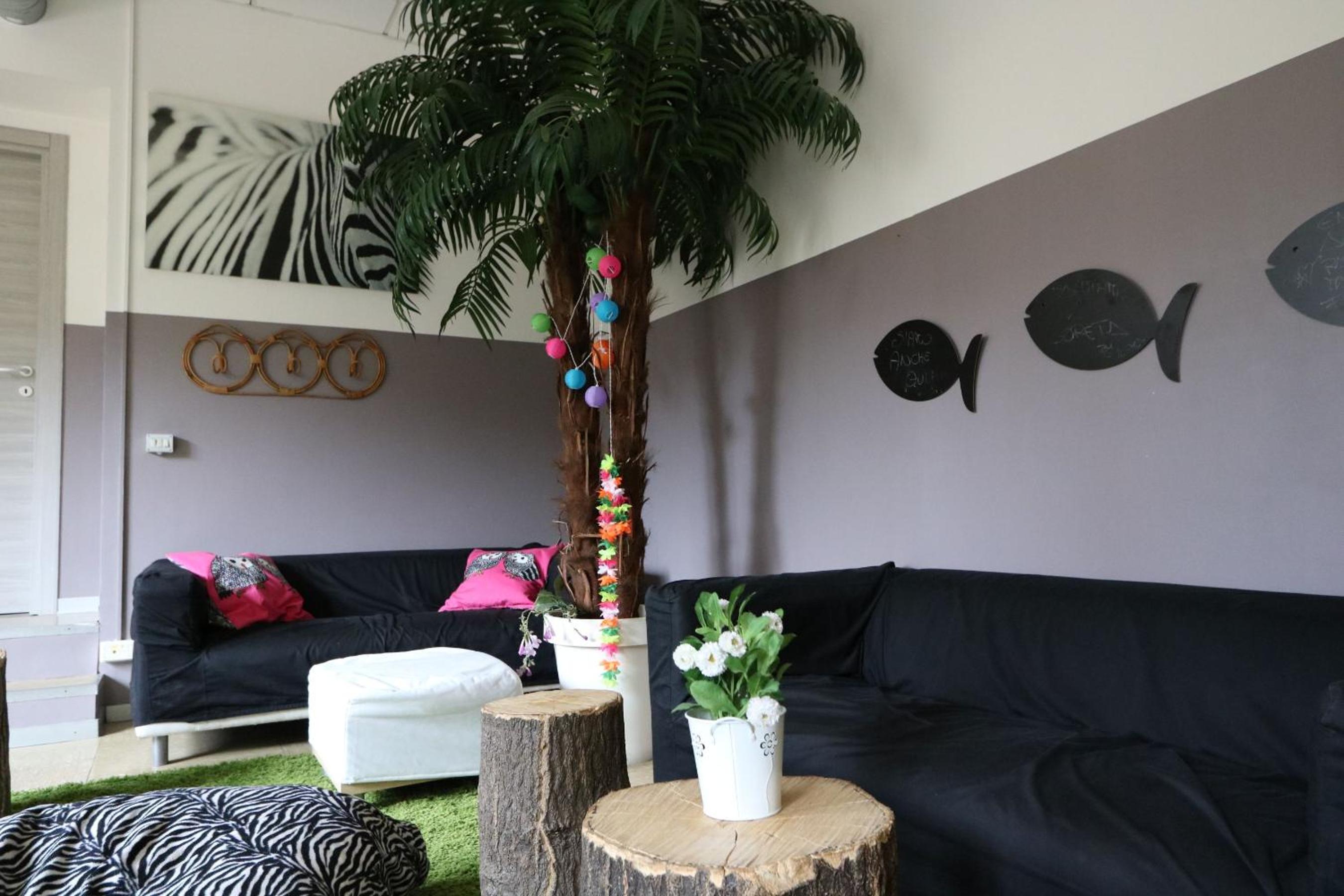 lounge